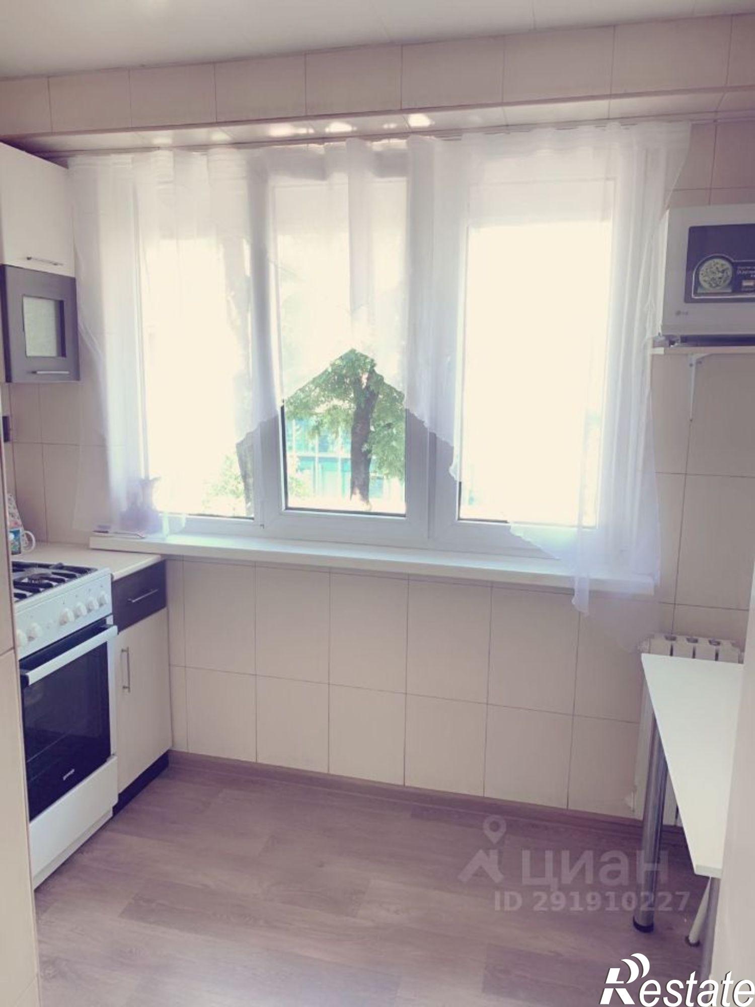 Сдать квартиру за 55 000 рублей на ул Роз, 82