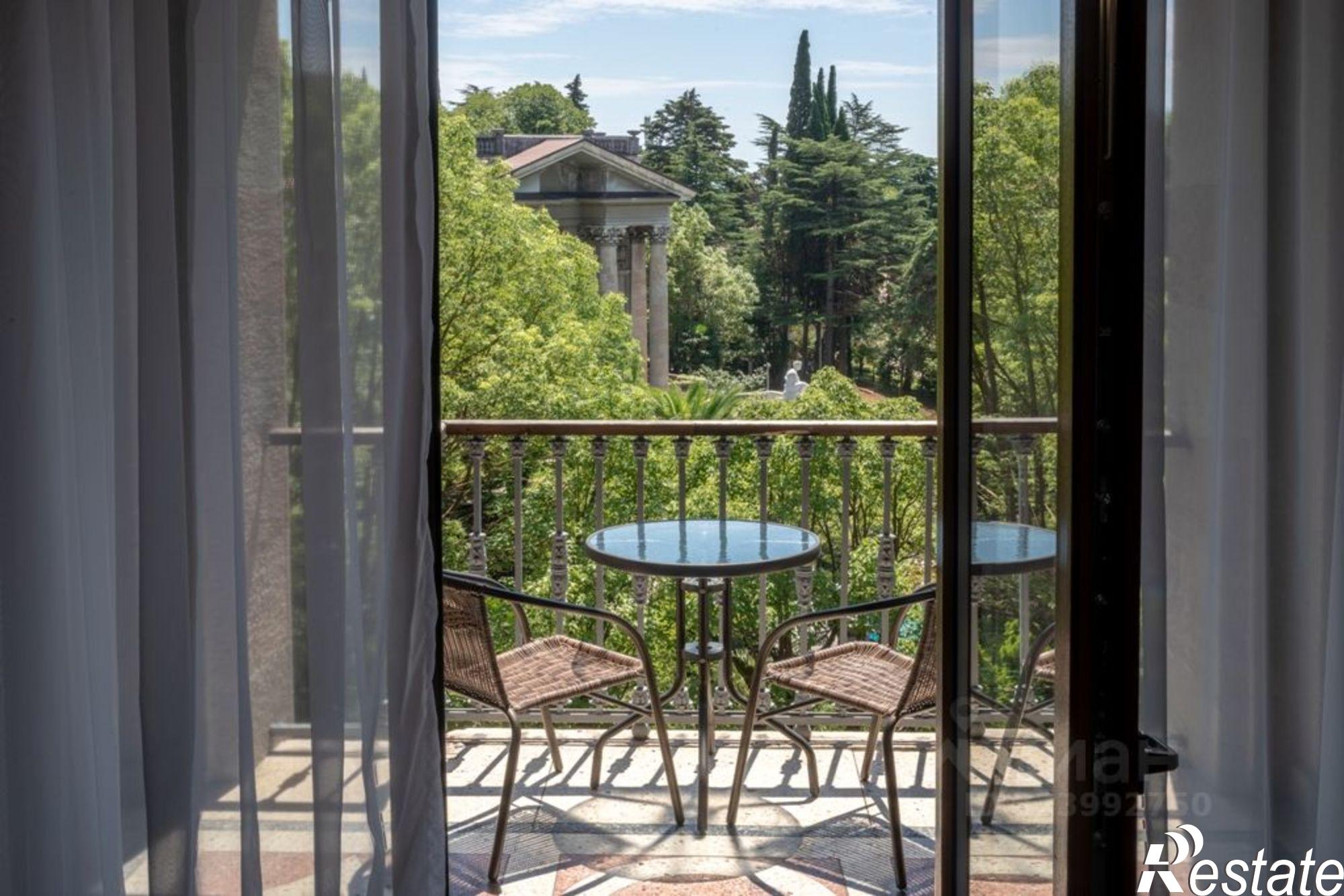 Купить квартиру за 12 000 000 рублей на Ясногорская улица, 92