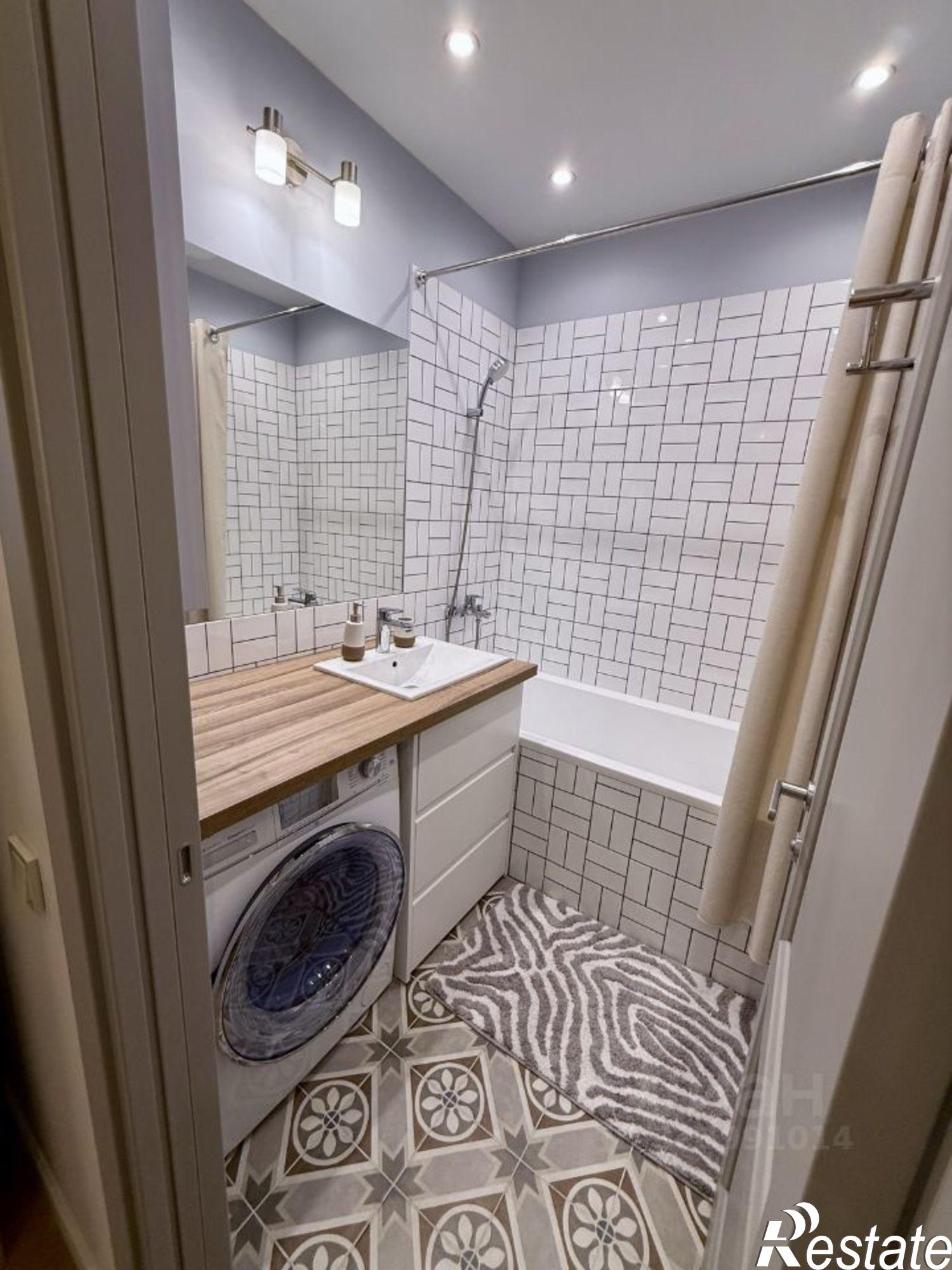 Купить квартиру за 35 000 000 рублей на ул Листопадная, 15/2