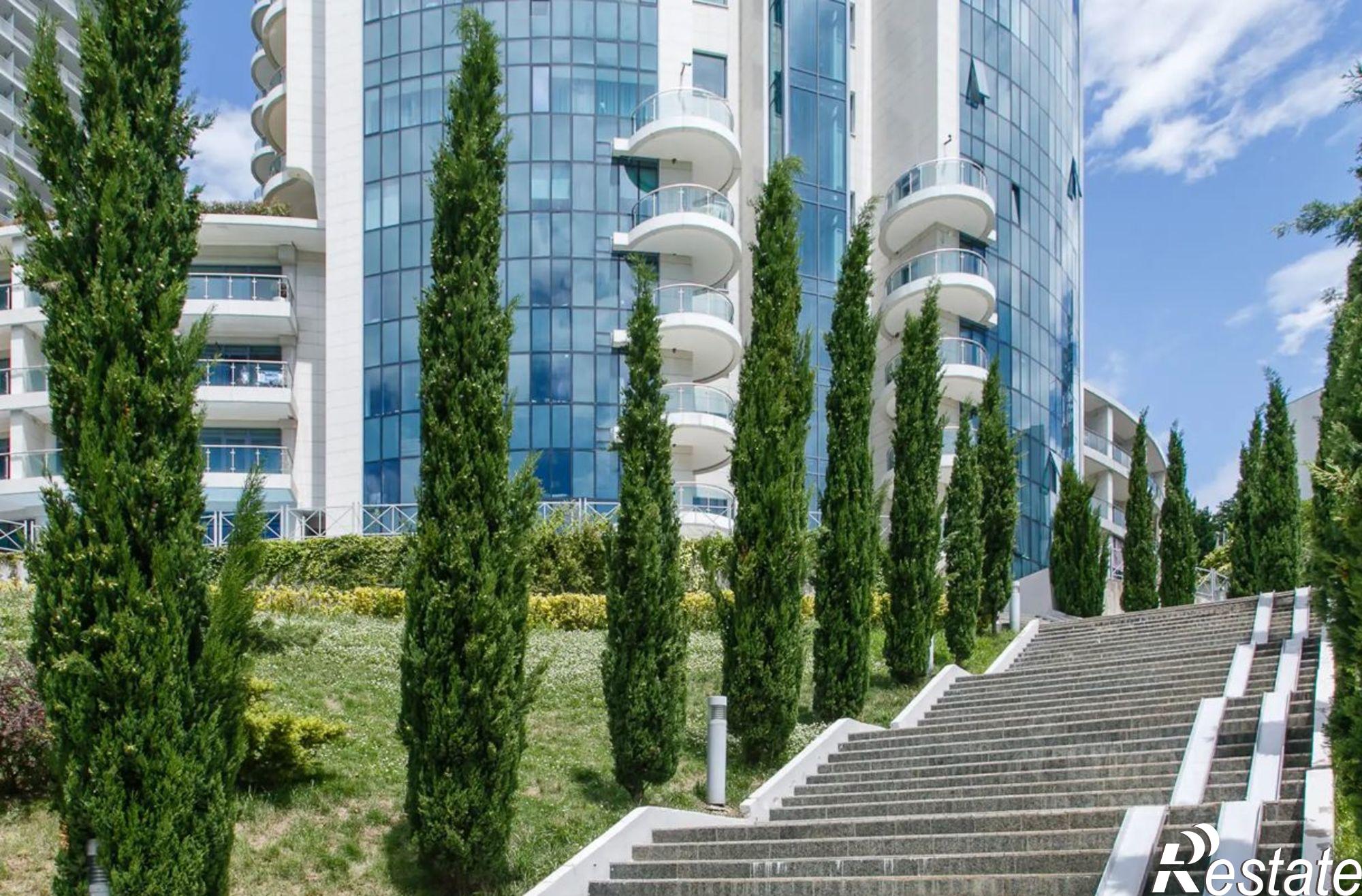 Купить квартиру за 15 500 000 рублей на Курортный проспект, 105Б