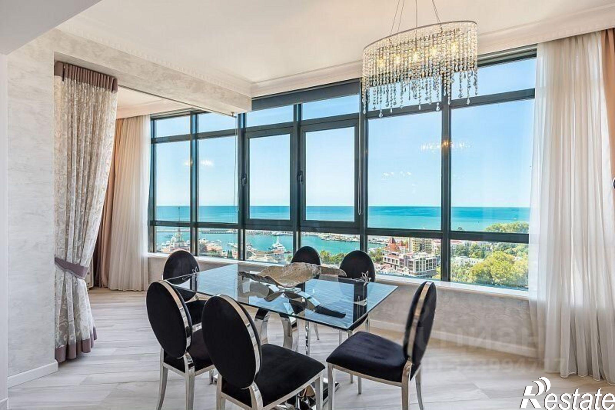 Купить квартиру за 35 000 000 рублей на ул Войкова, 21