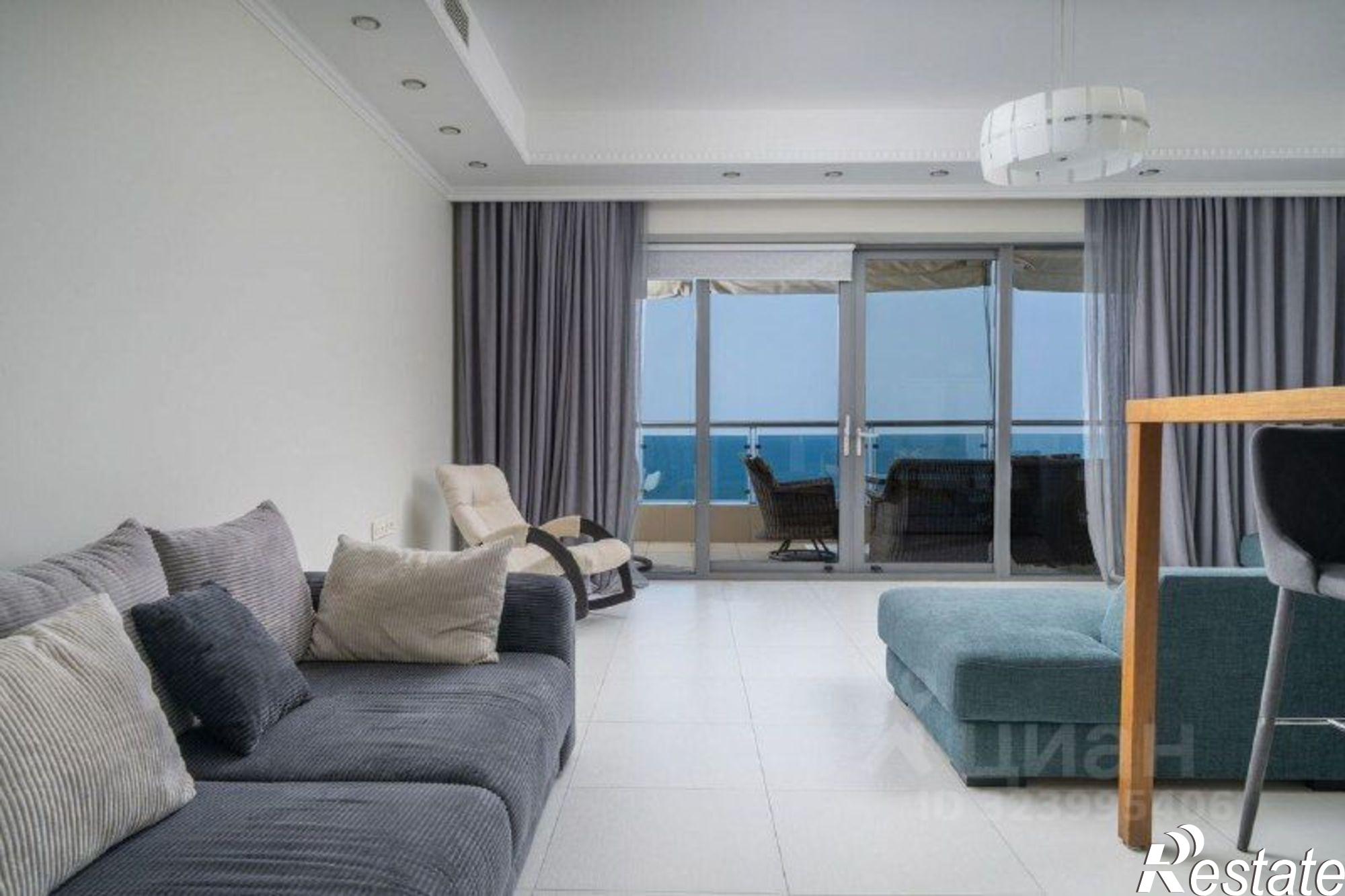 Купить квартиру за 18 000 000 рублей на Курортный пр-кт, 92/5