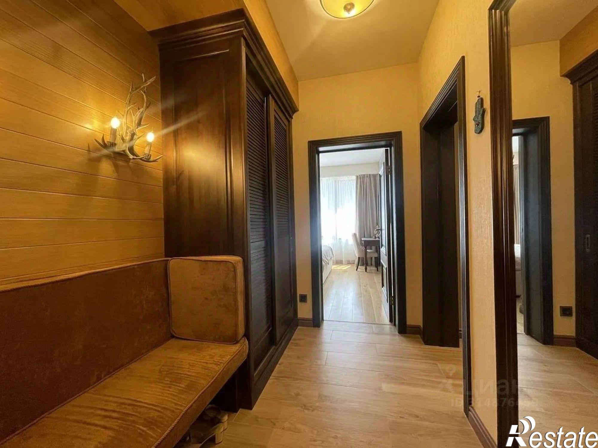 Купить квартиру за 16 000 000 рублей на ул Пчеловодов, 19