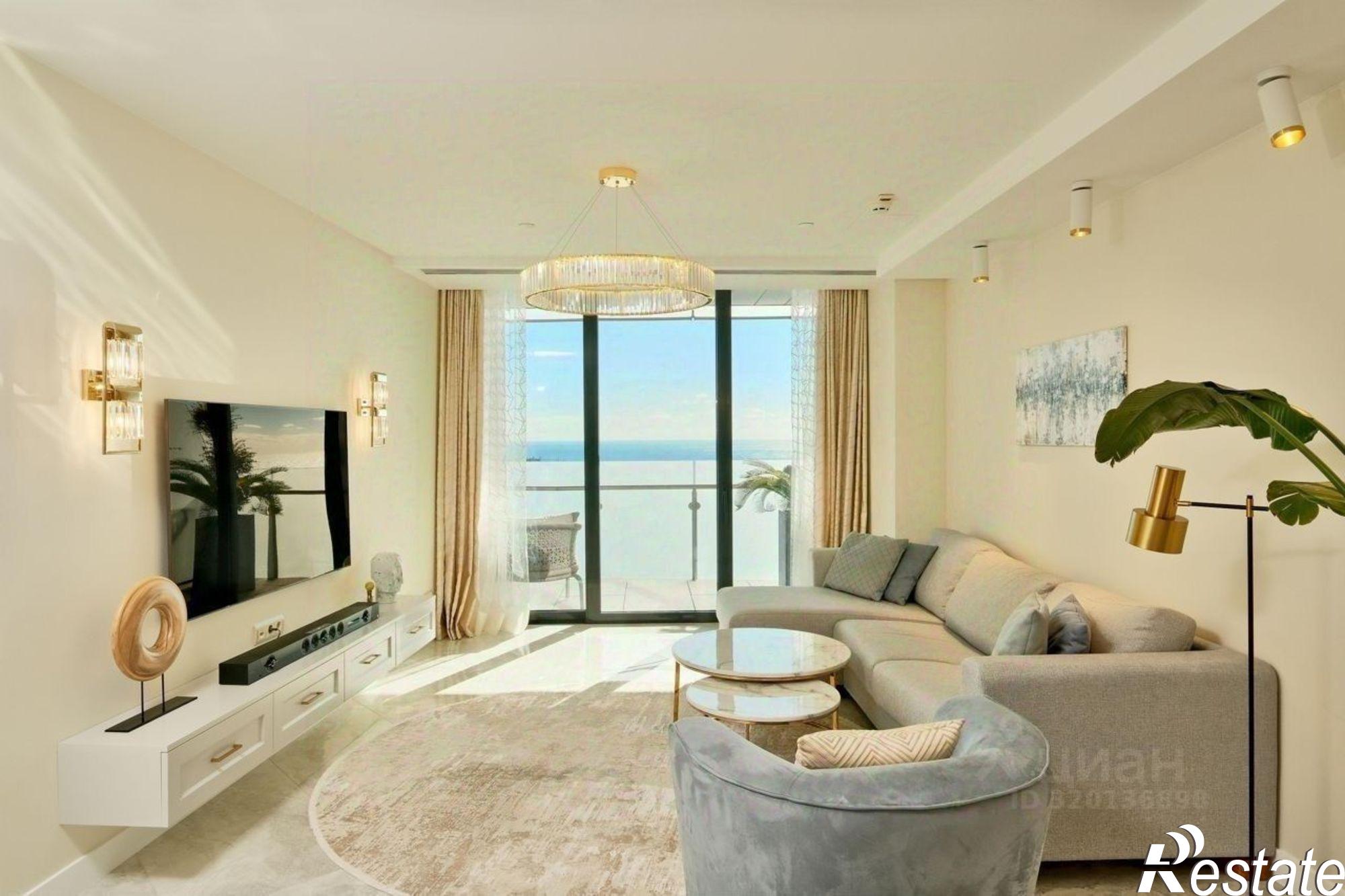 Купить квартиру за 45 000 000 рублей на ул Орджоникидзе, 17