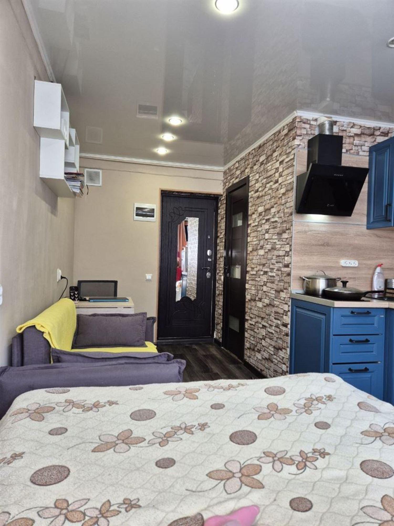 Купить студию за 5 500 000 рублей на ул Революции, д. 18