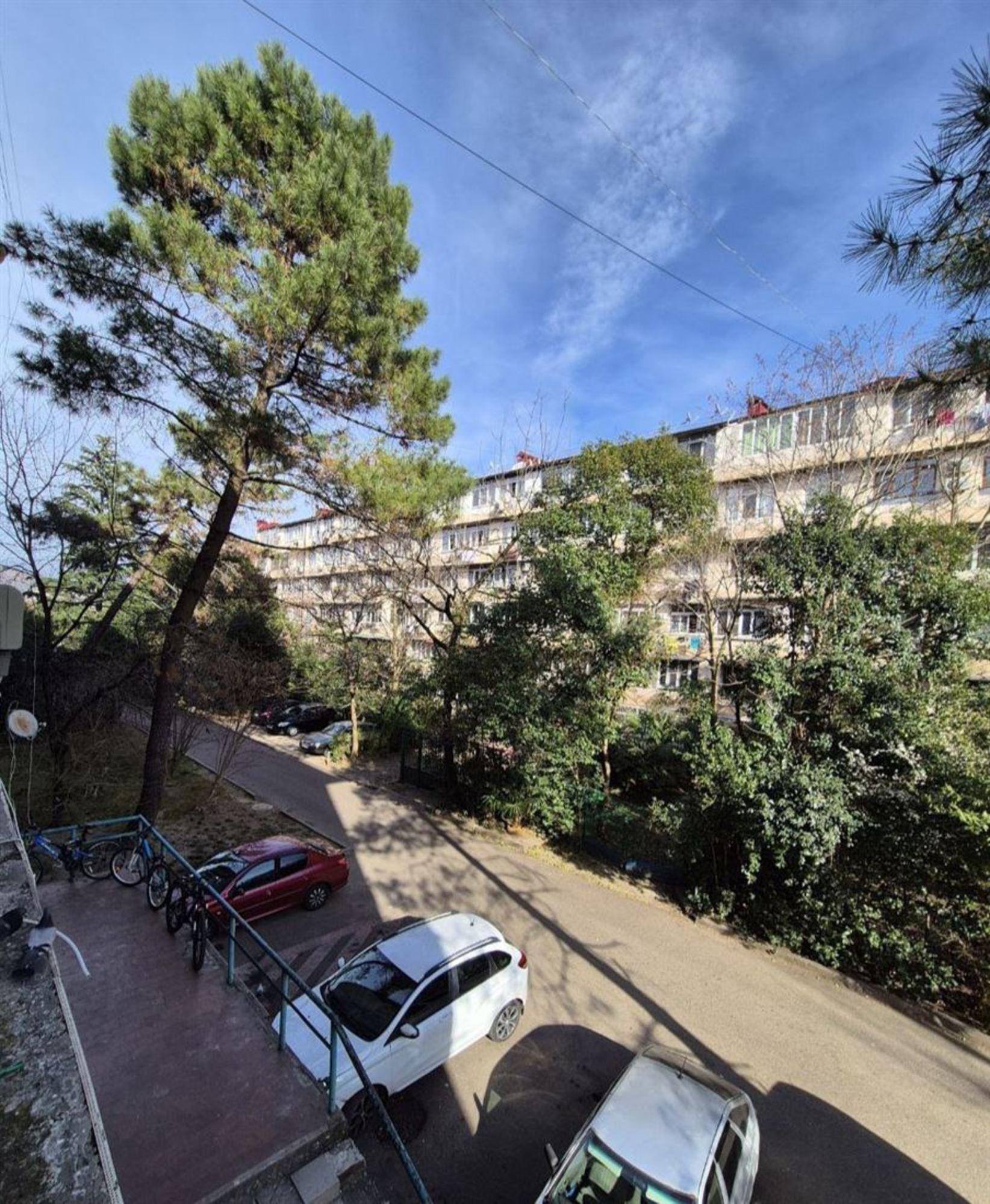 Купить студию за 5 500 000 рублей на ул Революции, д. 18