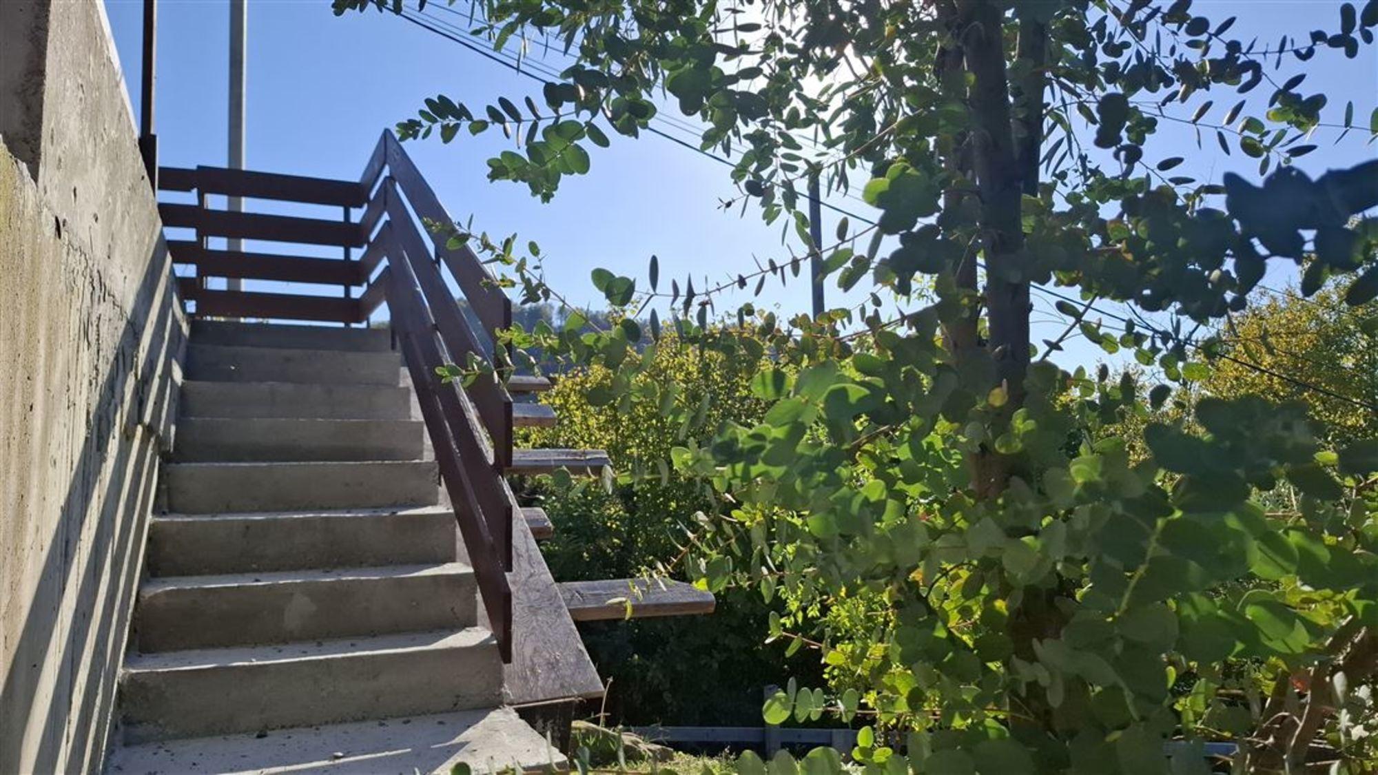 Купить землю, земельный участок за 20 000 000 рублей на ул Октемберянская, д. 15