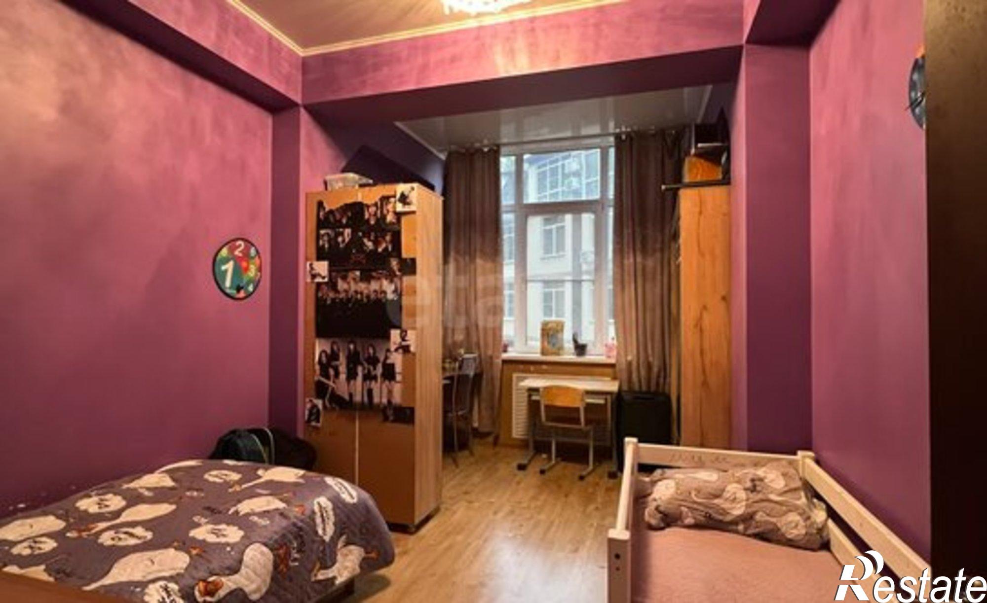 Купить квартиру за 14 700 000 рублей на Тепличная улица, 16/3