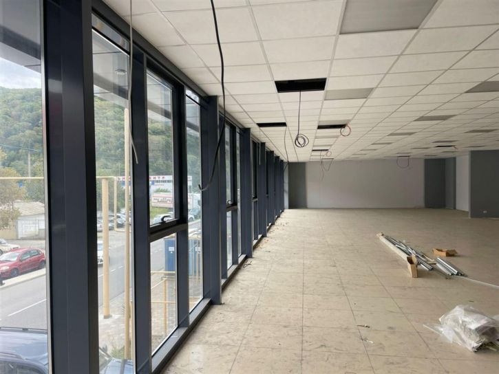 Торговое помещение ул Калараша, д. 172