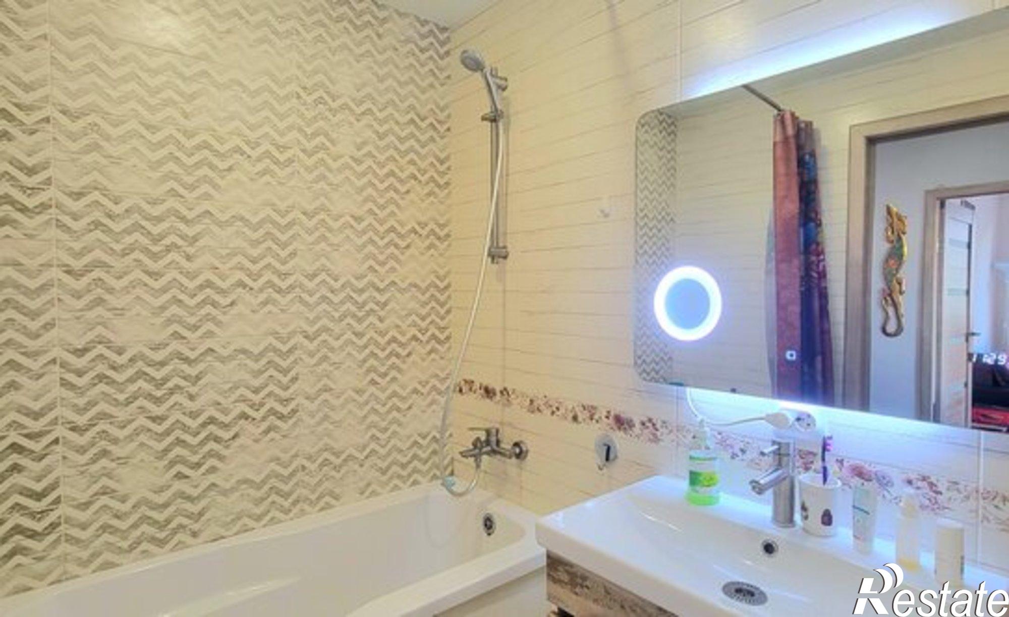 Купить квартиру за 12 990 000 рублей на ул Волжская, 30/1