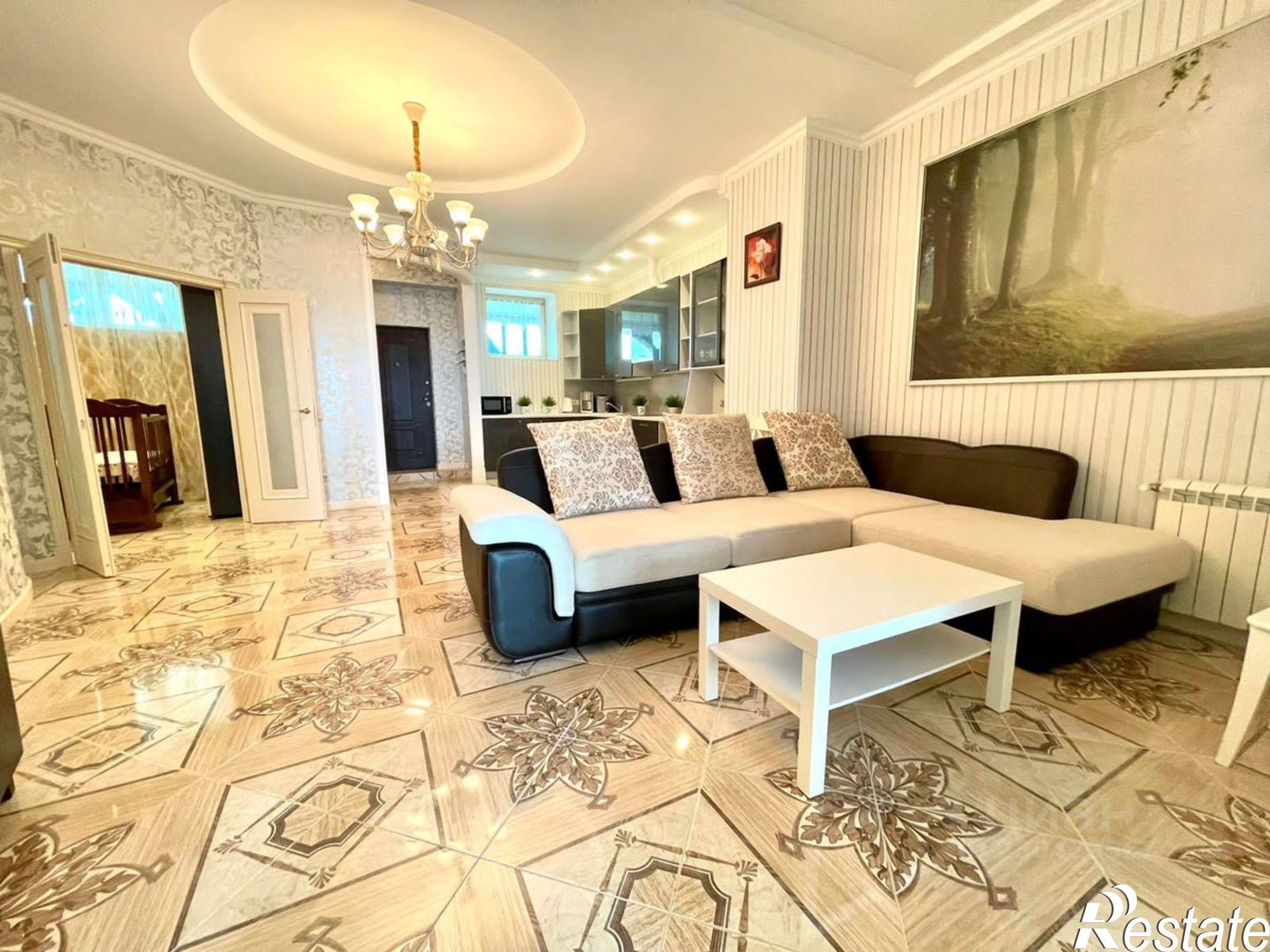 Сдать квартиру за 180 000 рублей на пр-кт Пушкина, 6