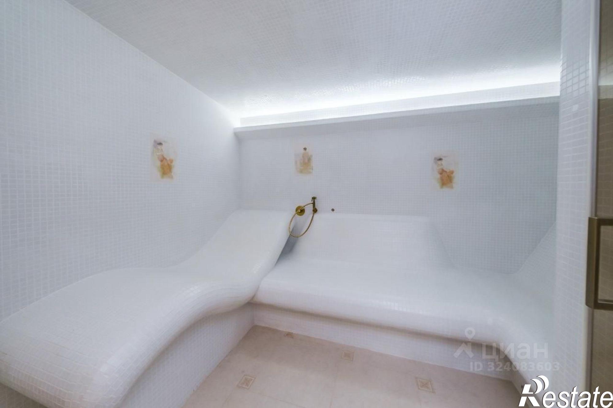 Сдать квартиру за 199 000 рублей на ул Бытха, 2/5