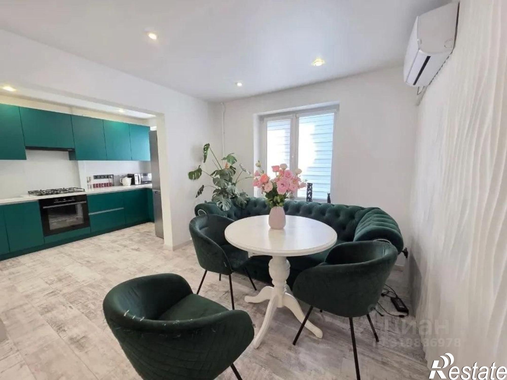 Купить квартиру за 42 000 000 рублей на проспект Пушкина, 4А