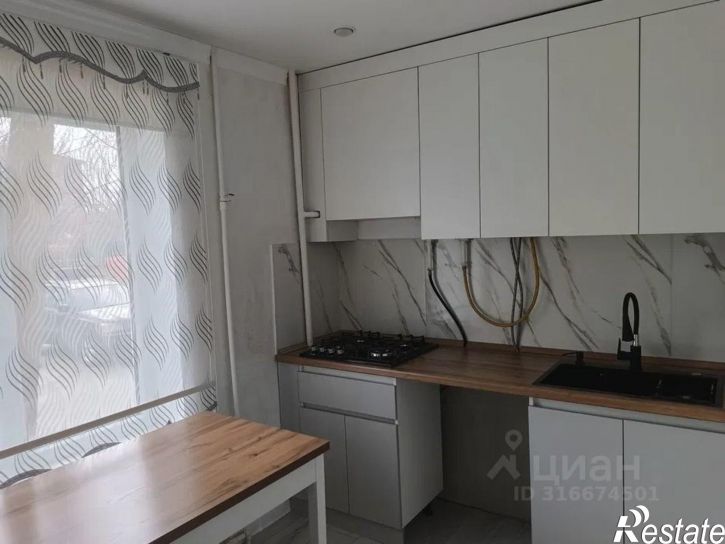 2-комн квартира ул Революции, 24,  д. 24