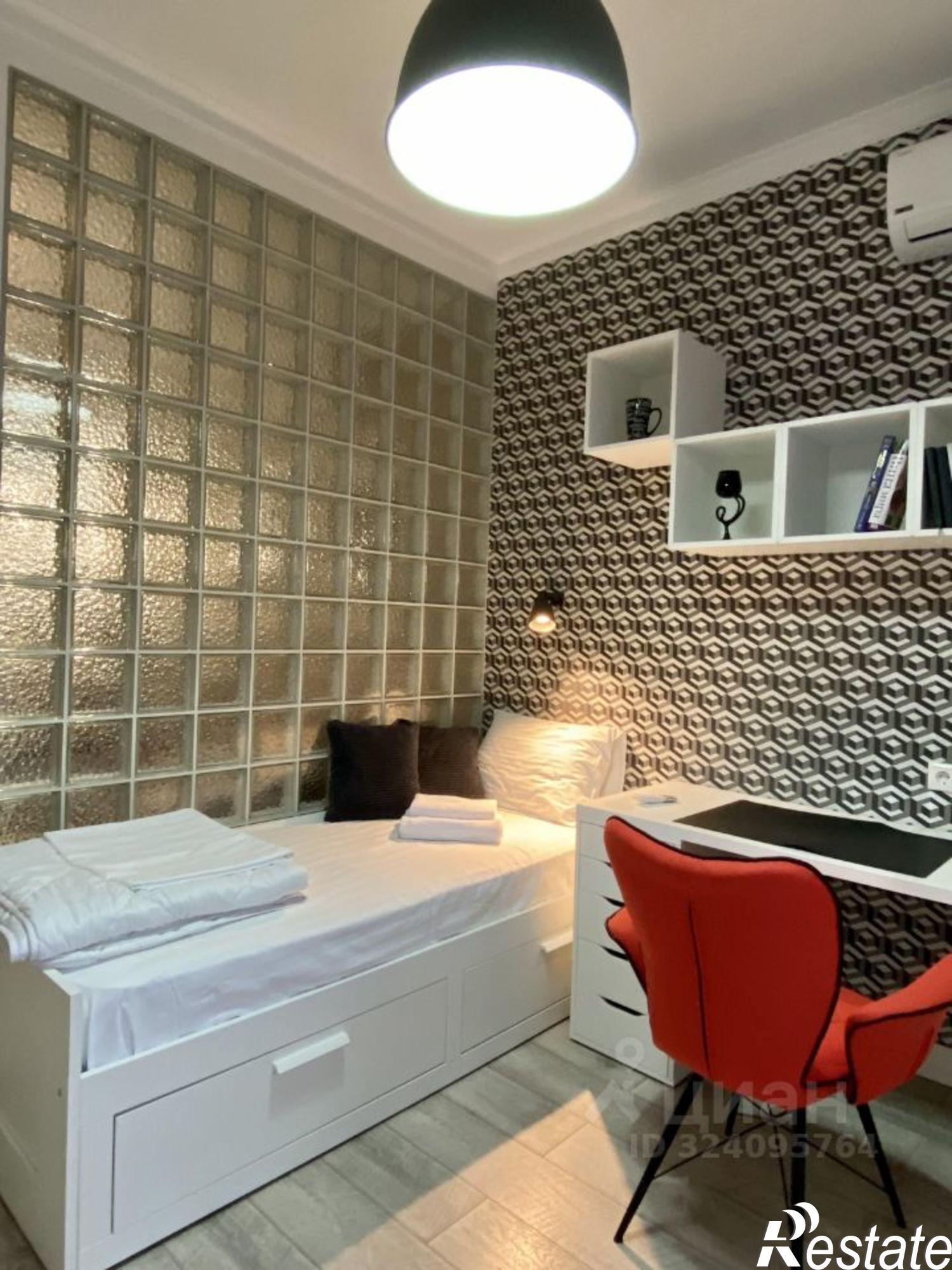 Сдать квартиру за 68 000 рублей на ул Санаторная, 46