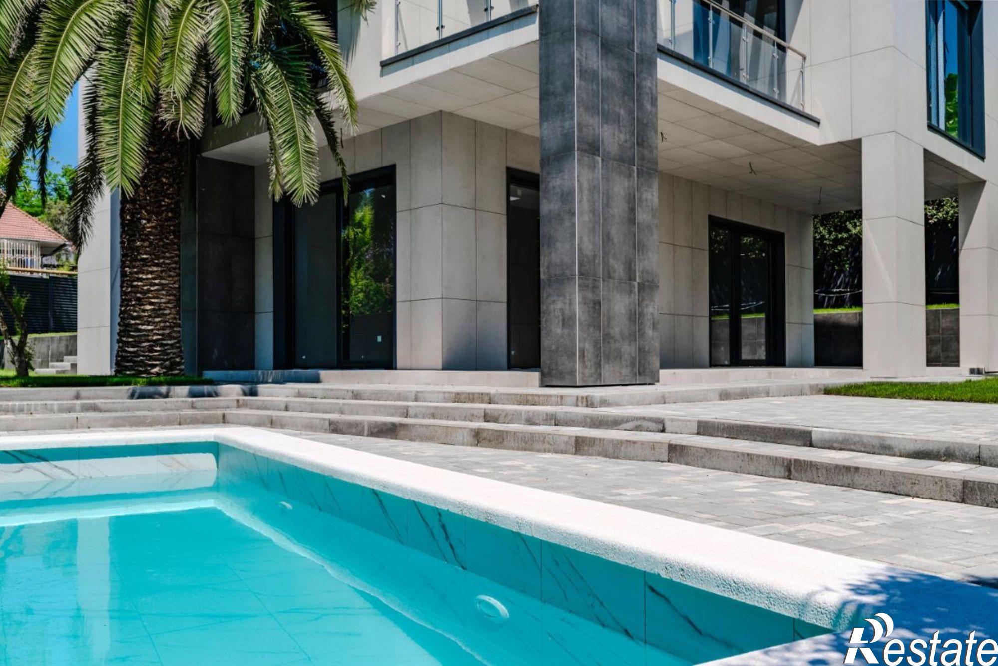 Купить дачу, дом, коттедж за 231 000 000 рублей на Волжская улица, 11