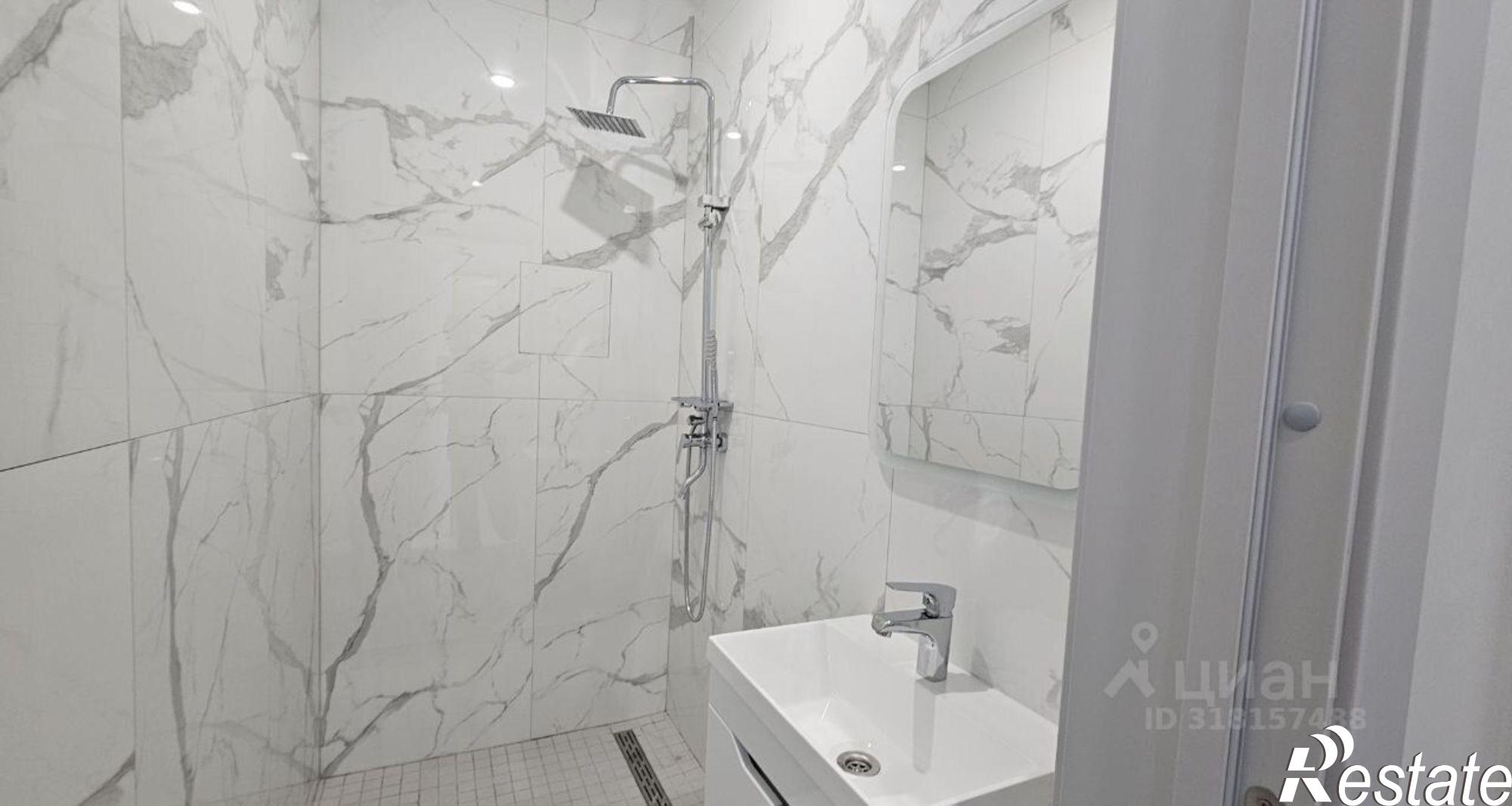 Купить квартиру за 19 000 000 рублей на Навагинская улица, 11Б