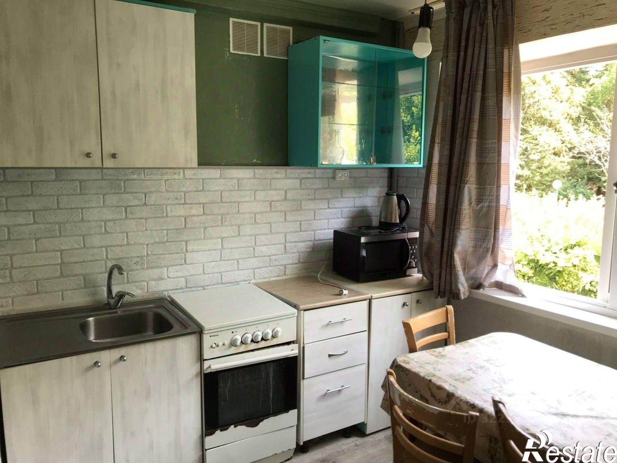 Купить квартиру за 33 800 000 рублей на Учительская улица, 24