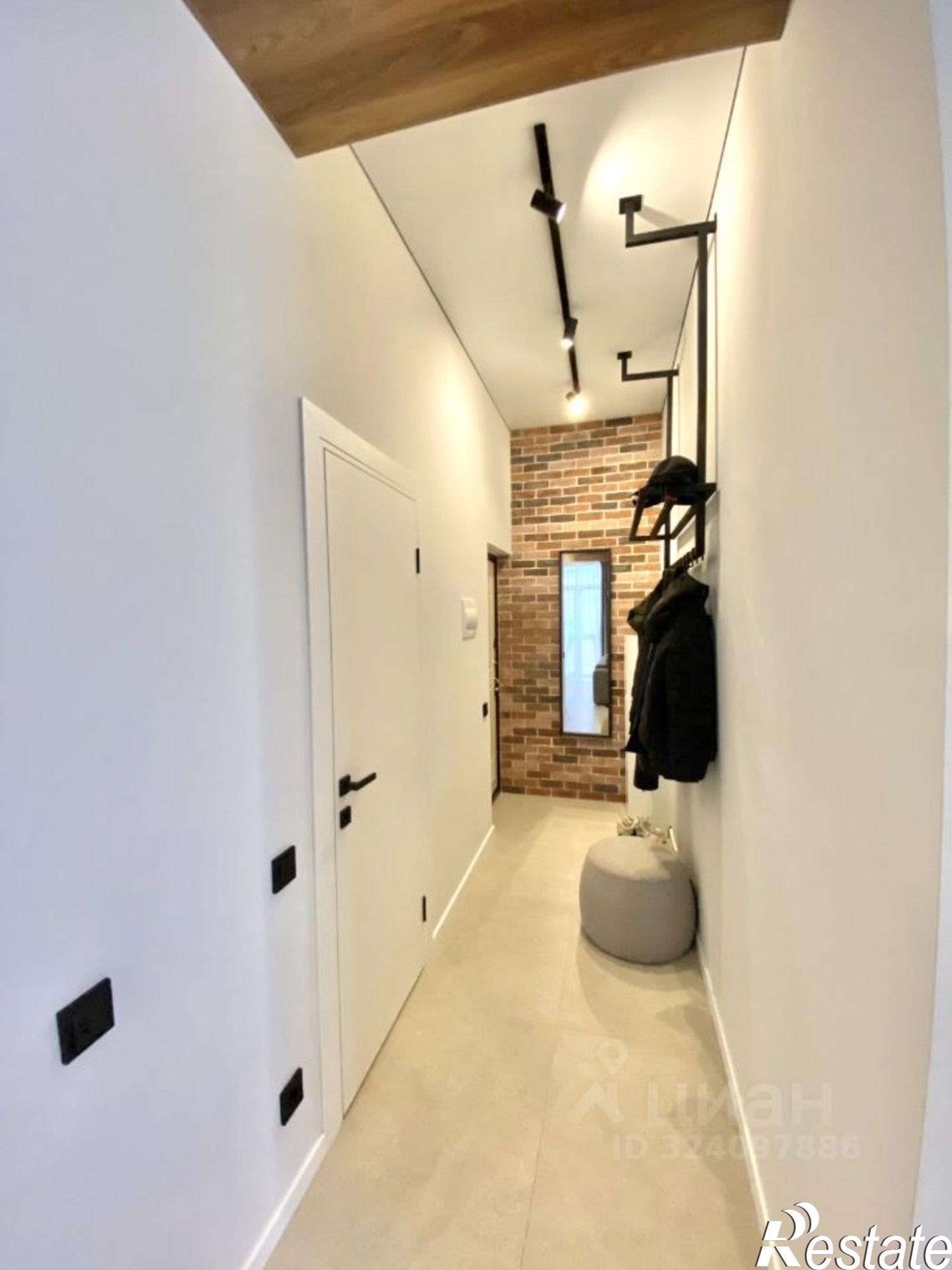 Купить квартиру за 10 000 000 рублей на Пионерская улица, 14