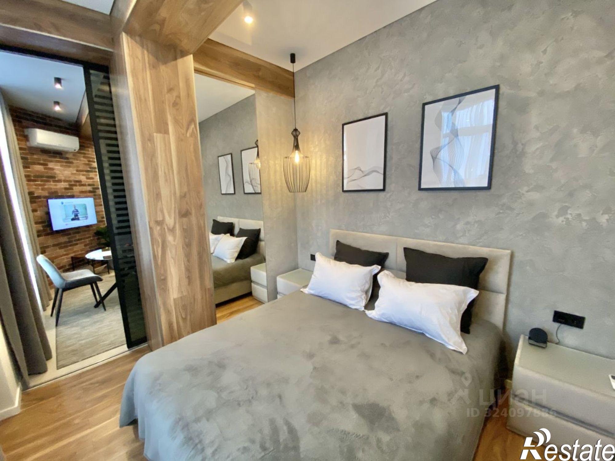 Купить квартиру за 10 000 000 рублей на Пионерская улица, 14