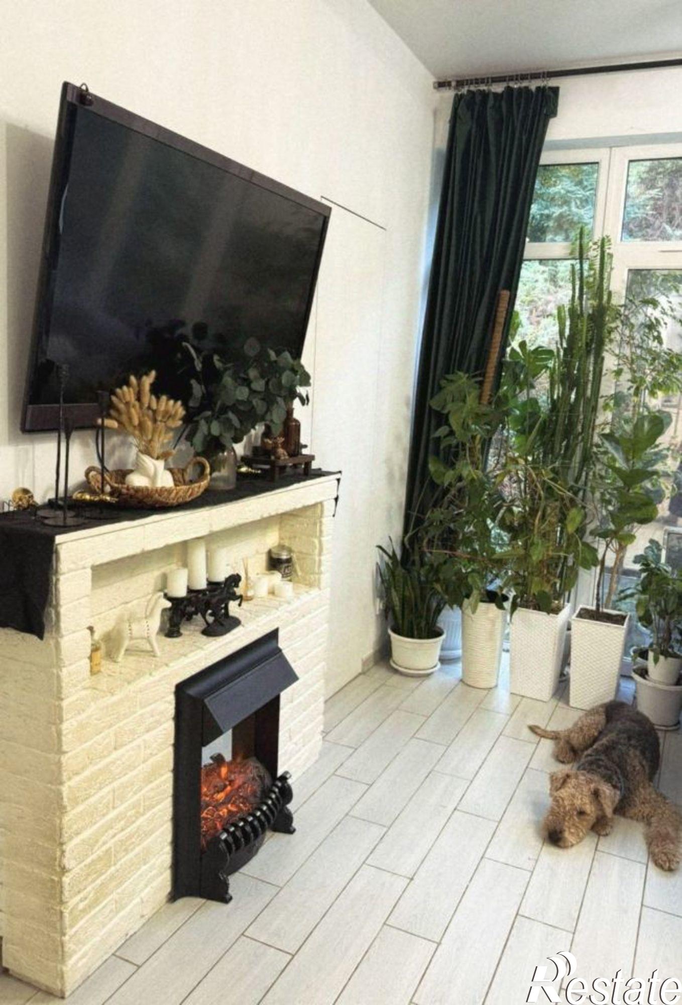 Купить квартиру за 10 500 000 рублей на Российская улица, 19/3