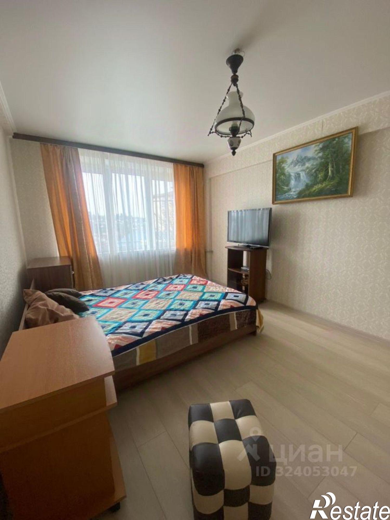 Сдать комнату за 20 000 рублей на Учительская улица, 28