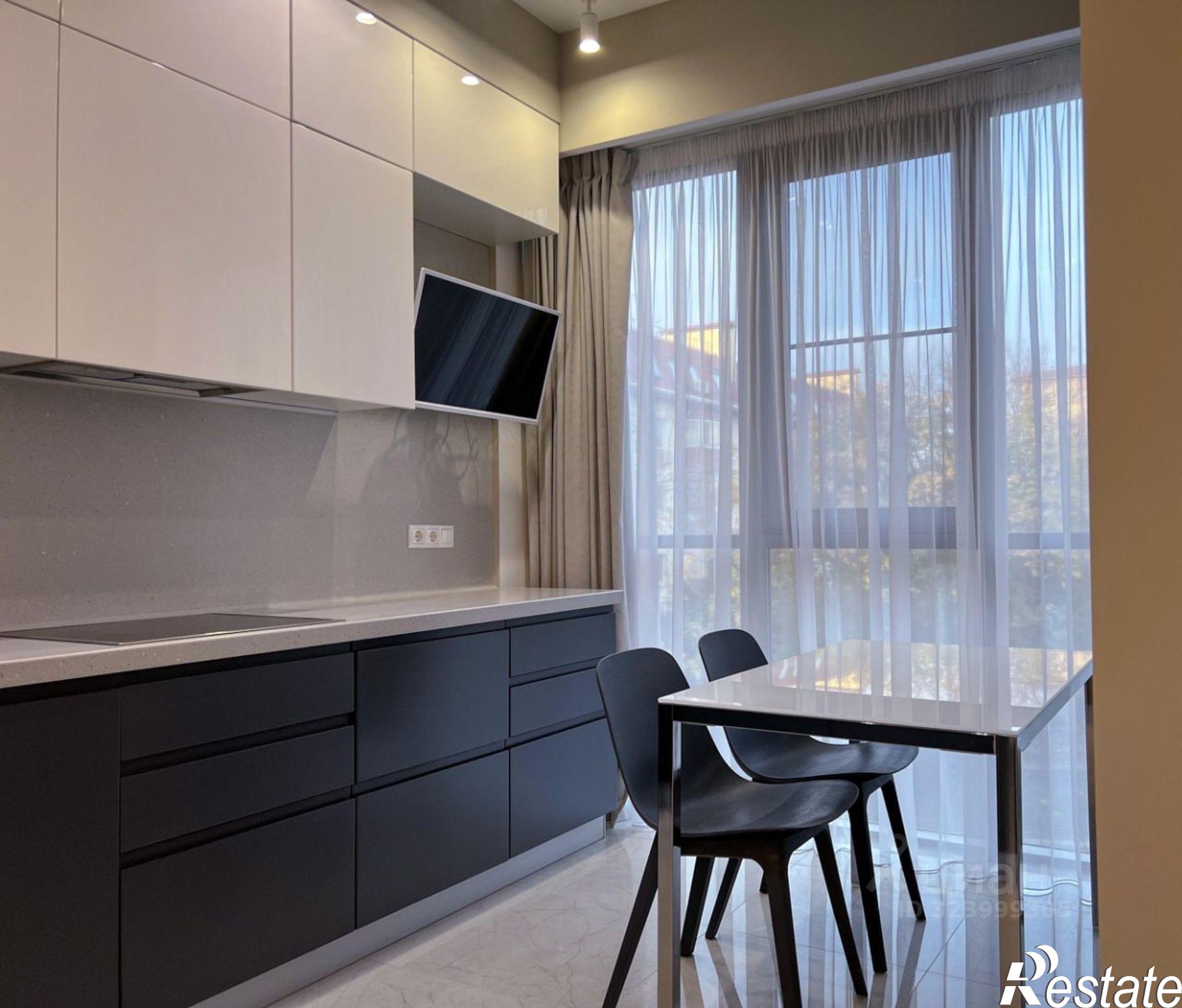 Сдать квартиру за 280 000 рублей на Парковая улица, 5