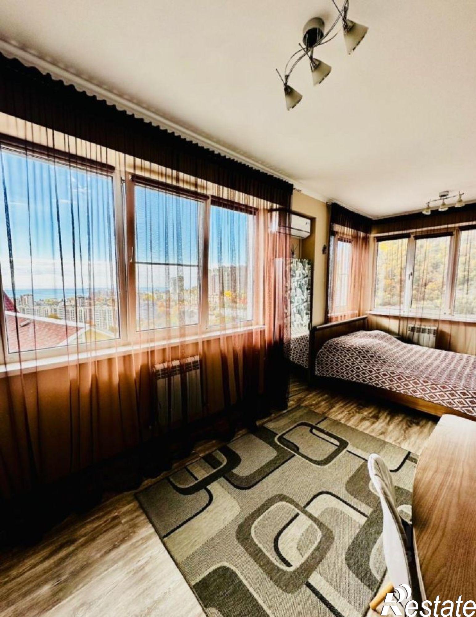 Купить квартиру за 15 000 000 рублей на ул Яблочная, 13