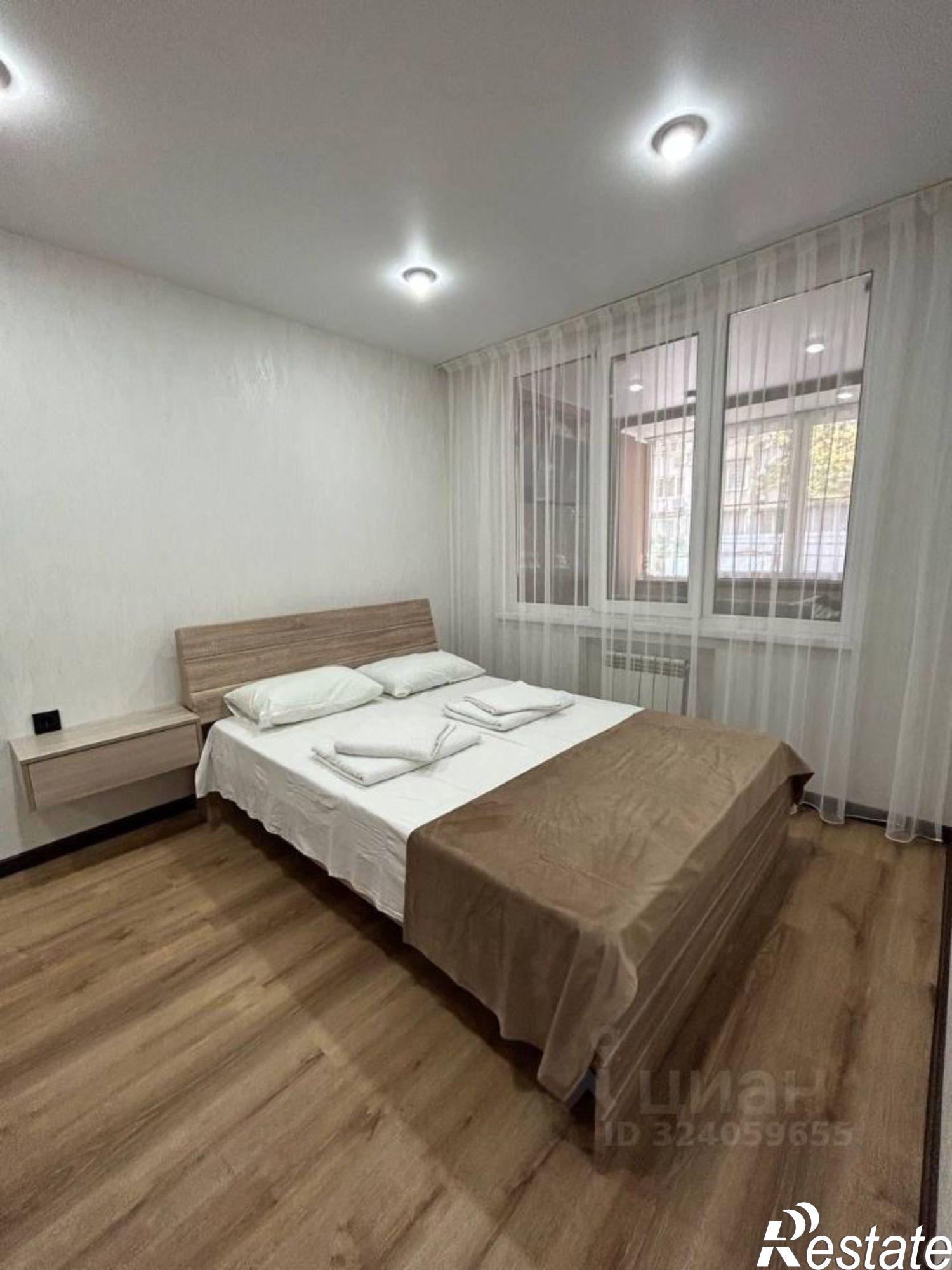 Сдать квартиру за 65 000 рублей на улица Воровского, 53