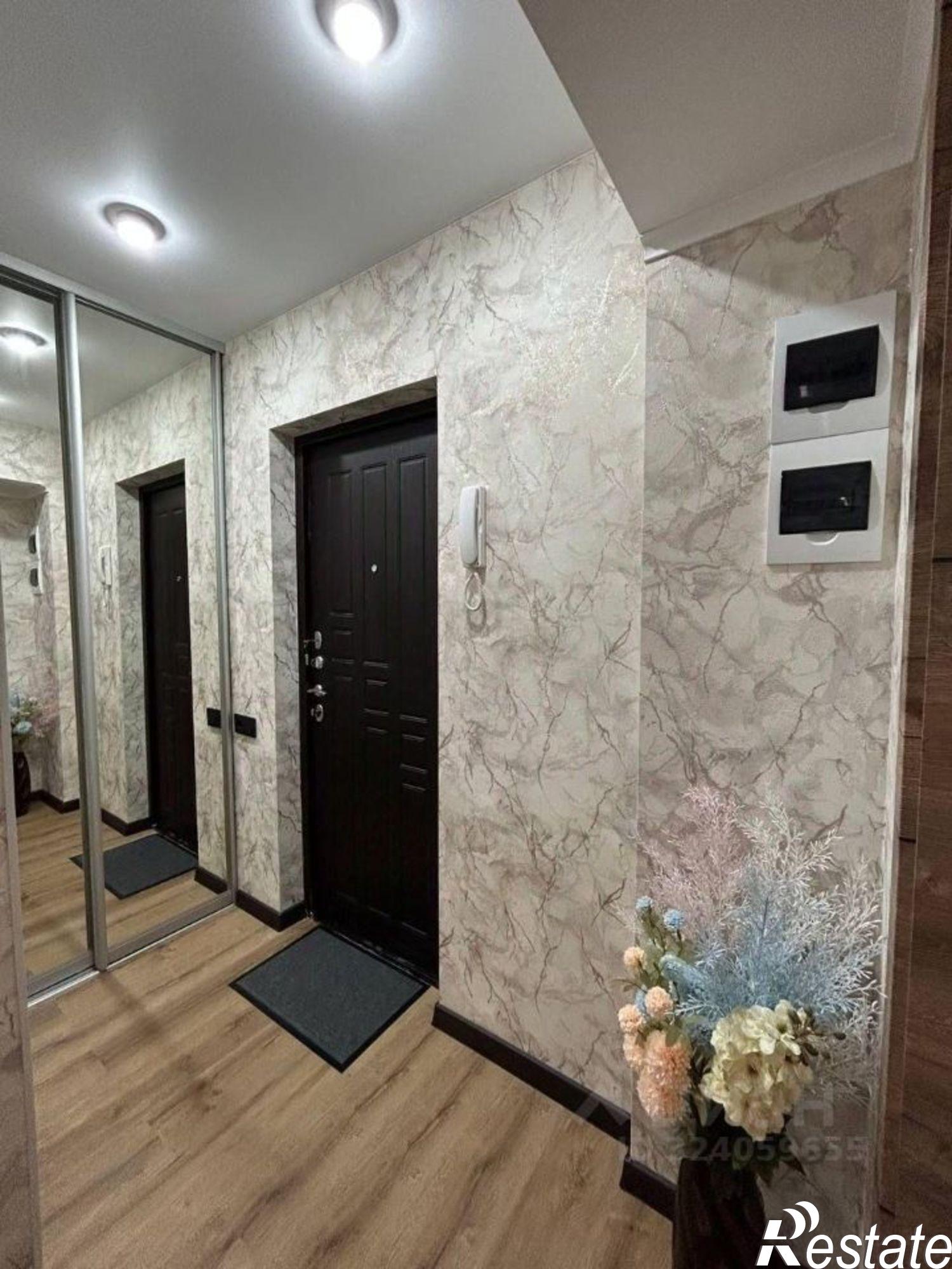 Сдать квартиру за 65 000 рублей на улица Воровского, 53