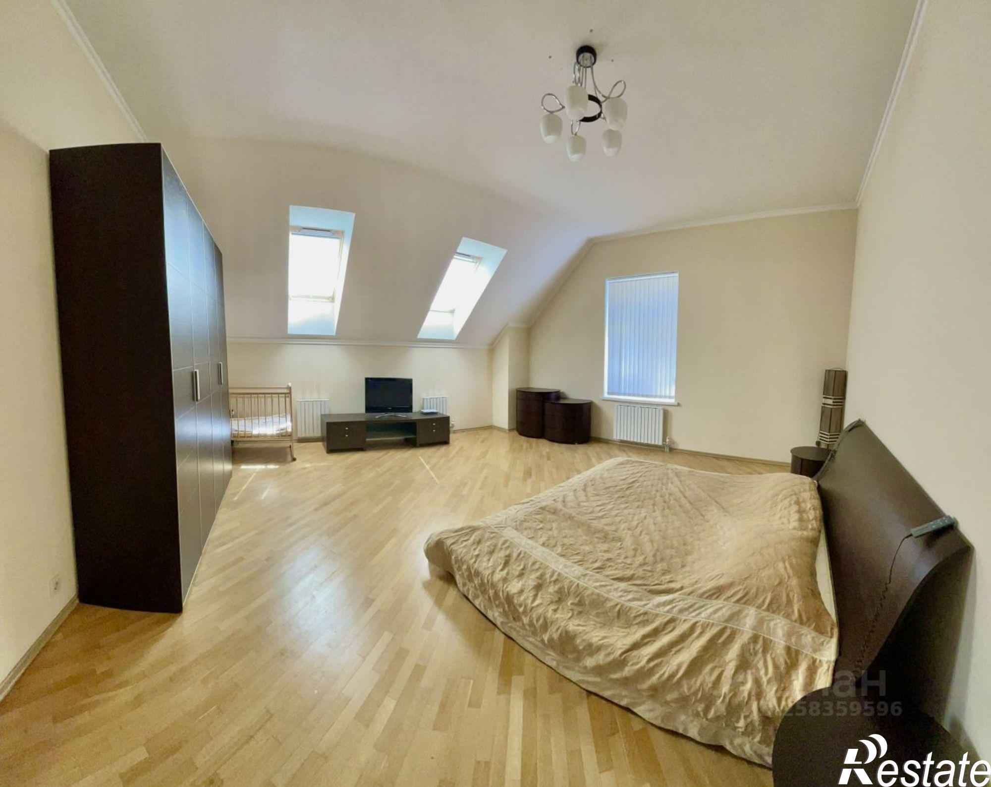 Сдать квартиру за 75 000 рублей на переулок Рахманинова, 23/1