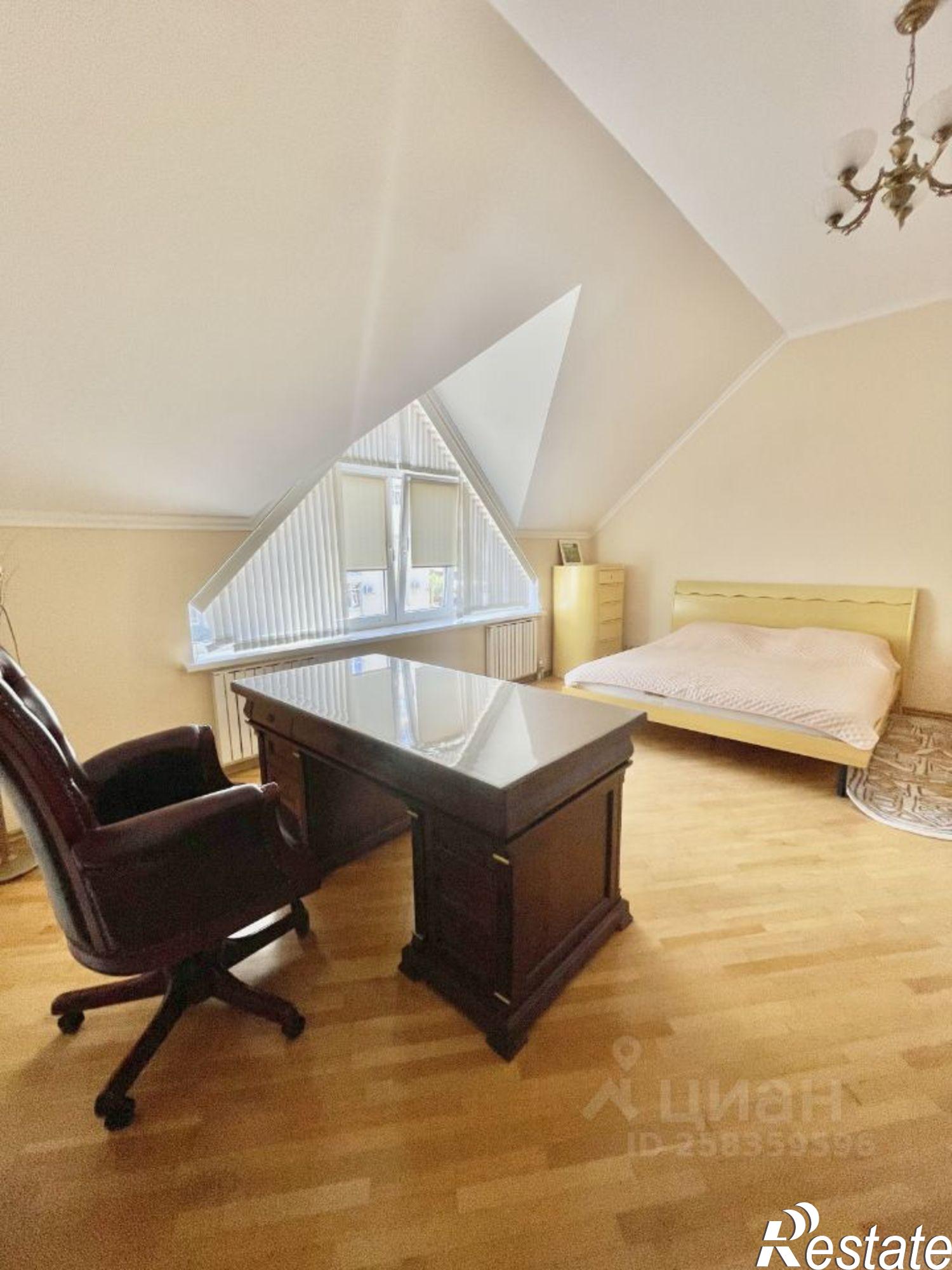 Сдать квартиру за 75 000 рублей на переулок Рахманинова, 23/1