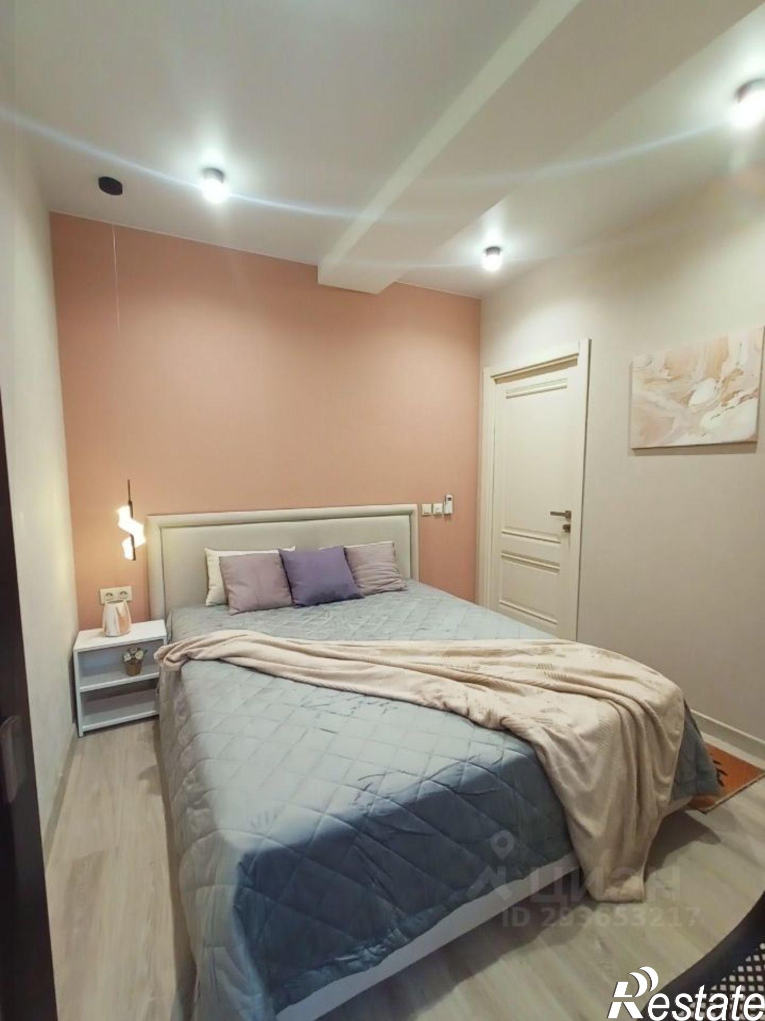 Сдать квартиру за 75 000 рублей на Каспийская улица, 68