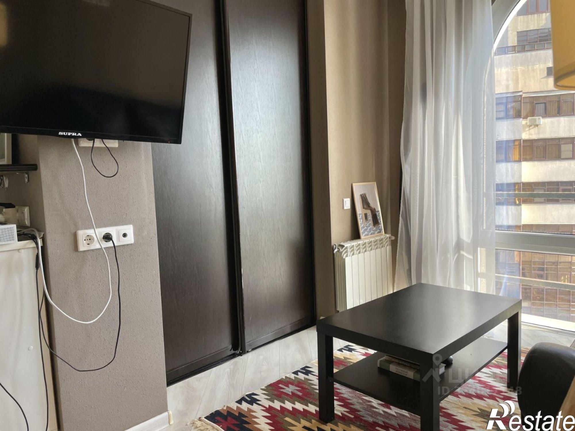 Сдать квартиру за 80 000 рублей на ул Цюрупы, 4Б