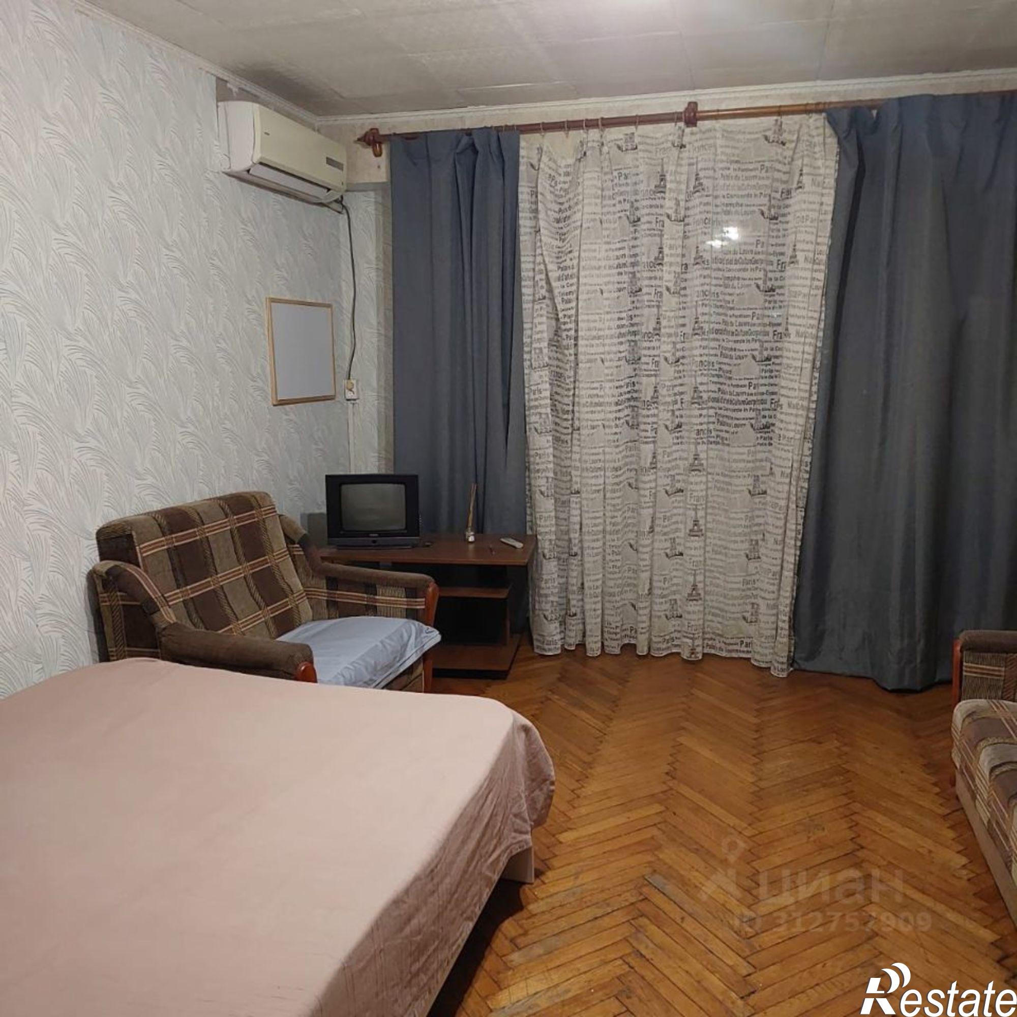 Сдать квартиру за 35 000 рублей на ул Роз, 82