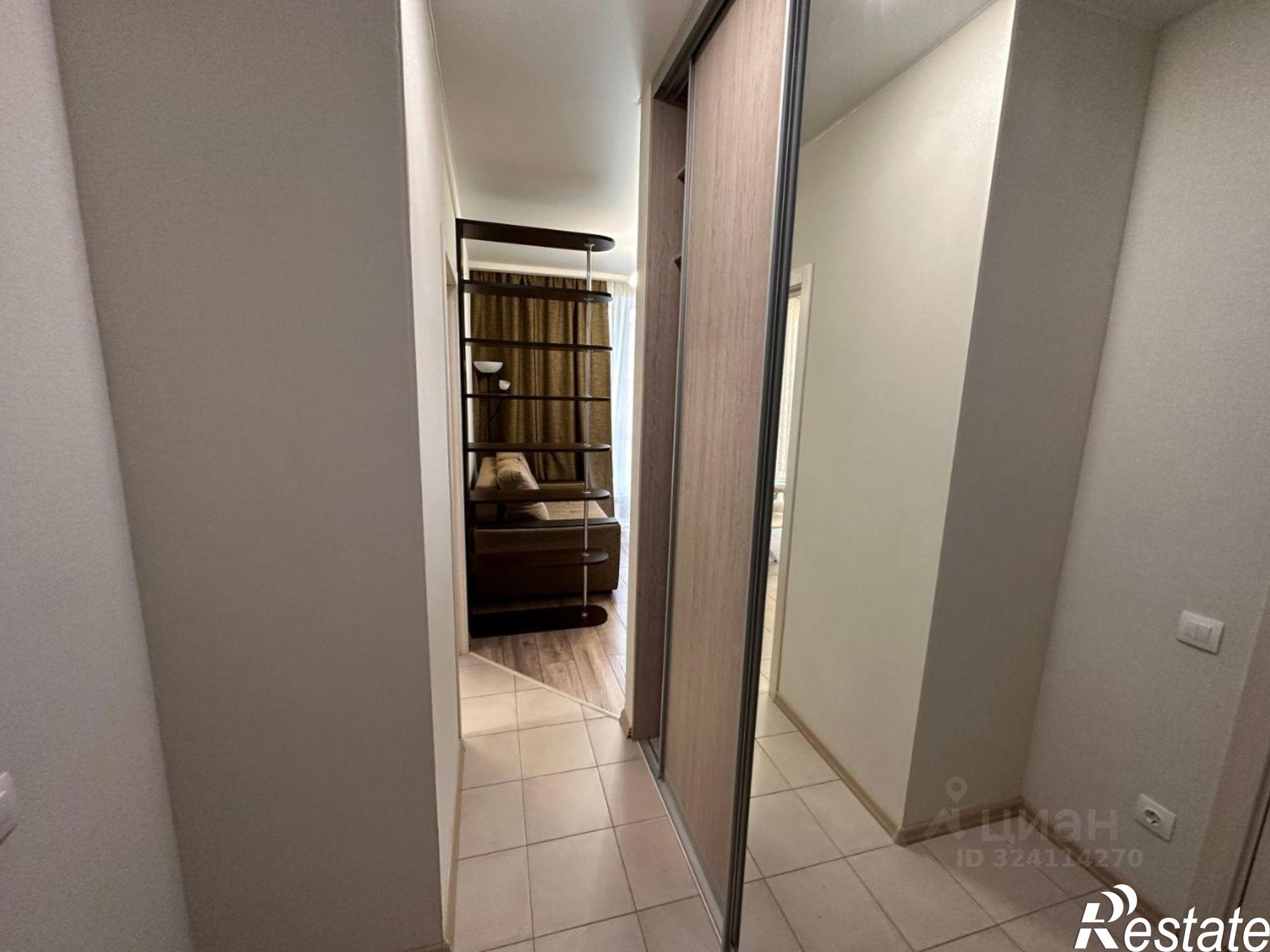 Купить квартиру за 10 000 000 рублей на Красноармейская улица, 24