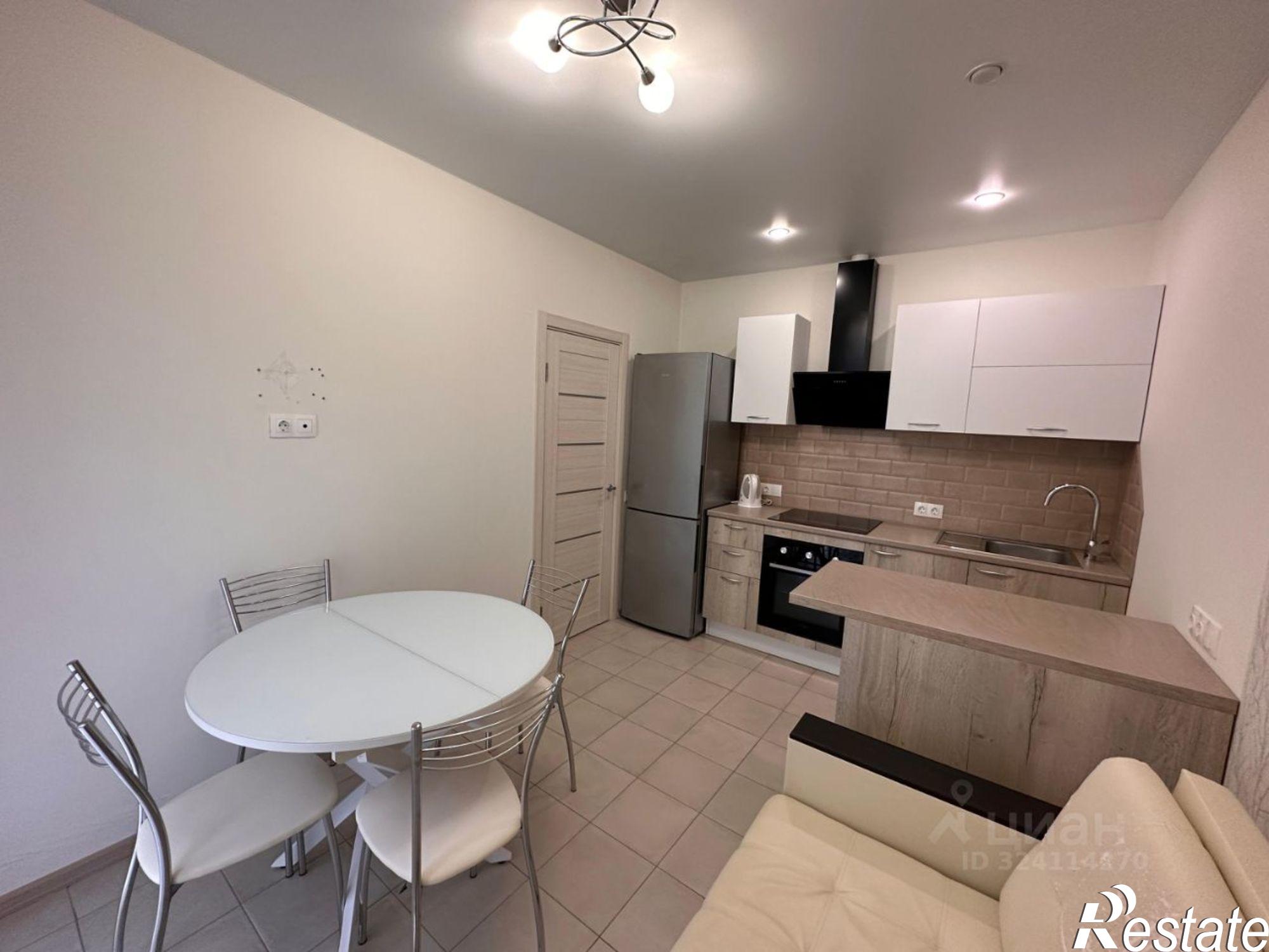 Купить квартиру за 10 000 000 рублей на Красноармейская улица, 24