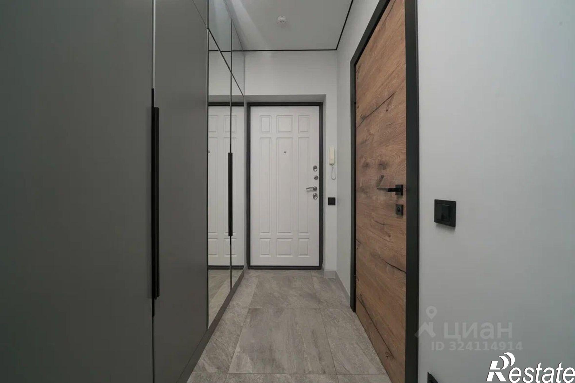 Купить квартиру за 16 500 000 рублей на переулок Трунова, 6 к1