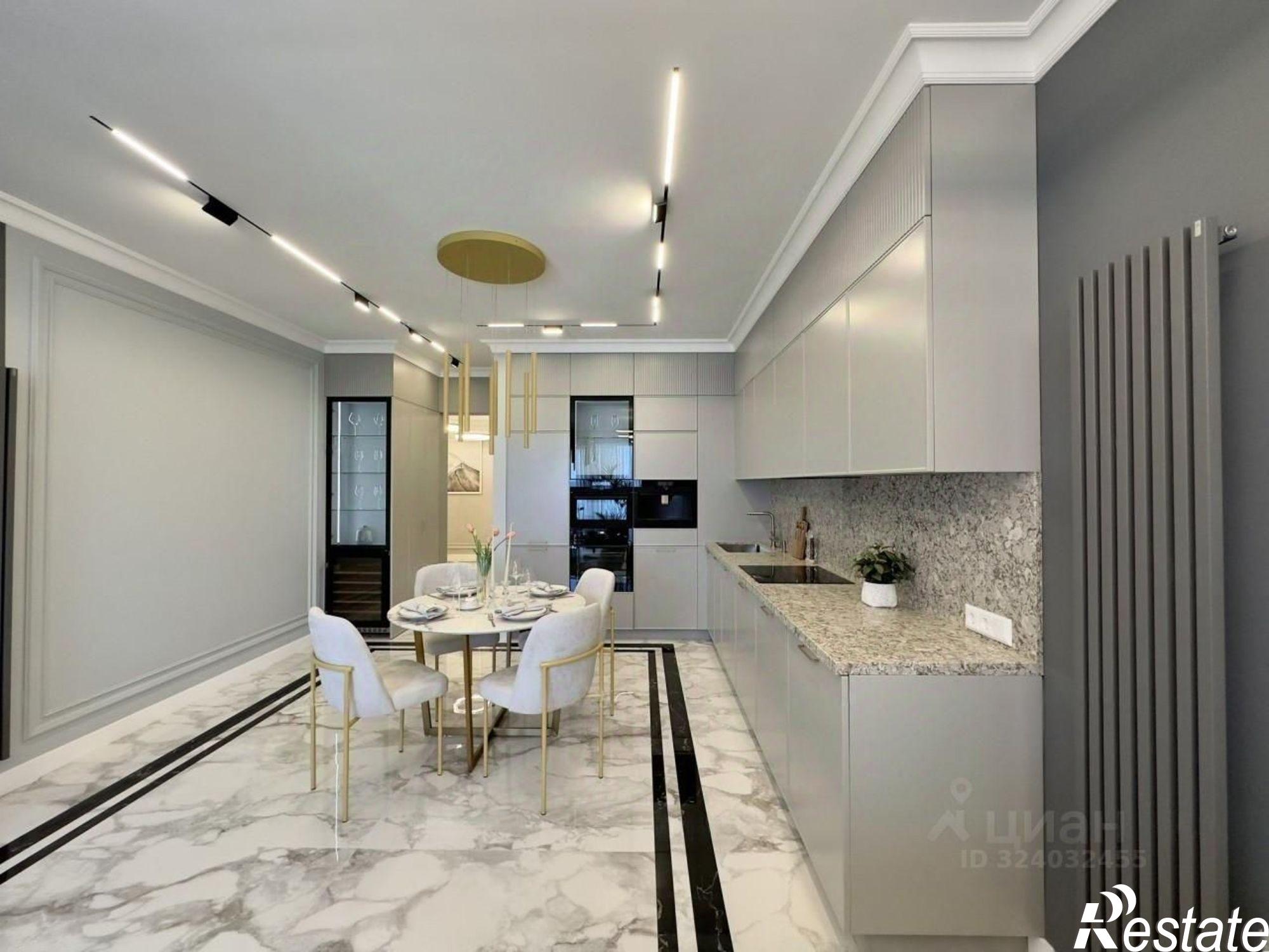 Купить квартиру за 17 500 000 рублей на Гагринская улица, 10