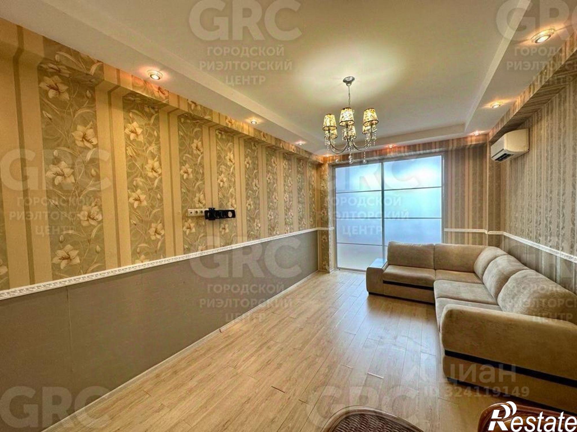 Купить квартиру за 15 000 000 рублей на Анапская улица, 3/12