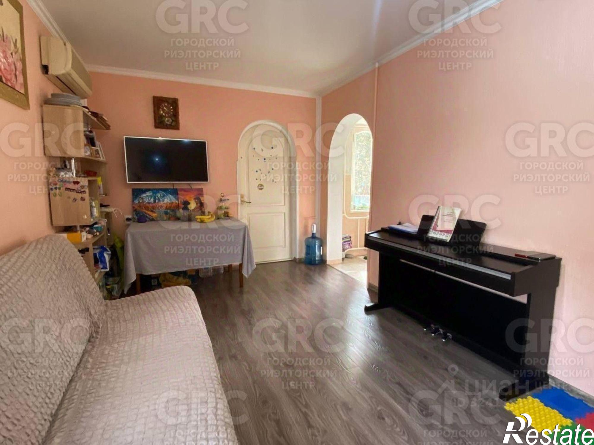 Купить квартиру за 16 000 000 рублей на Соколиная улица, 19