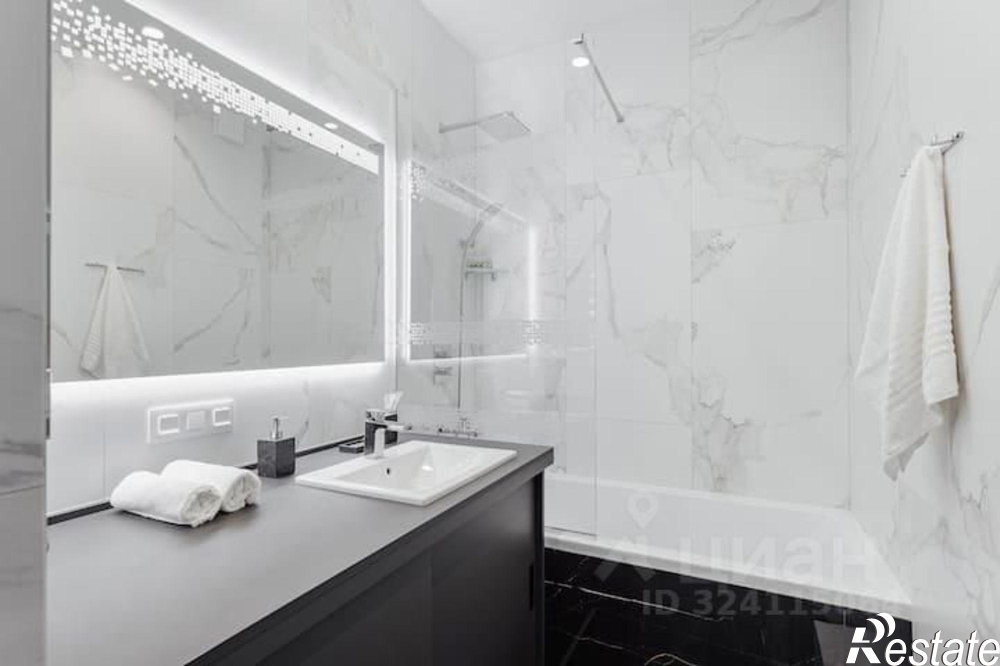 Купить квартиру за 26 730 000 рублей на ул Бакинская, 9/1