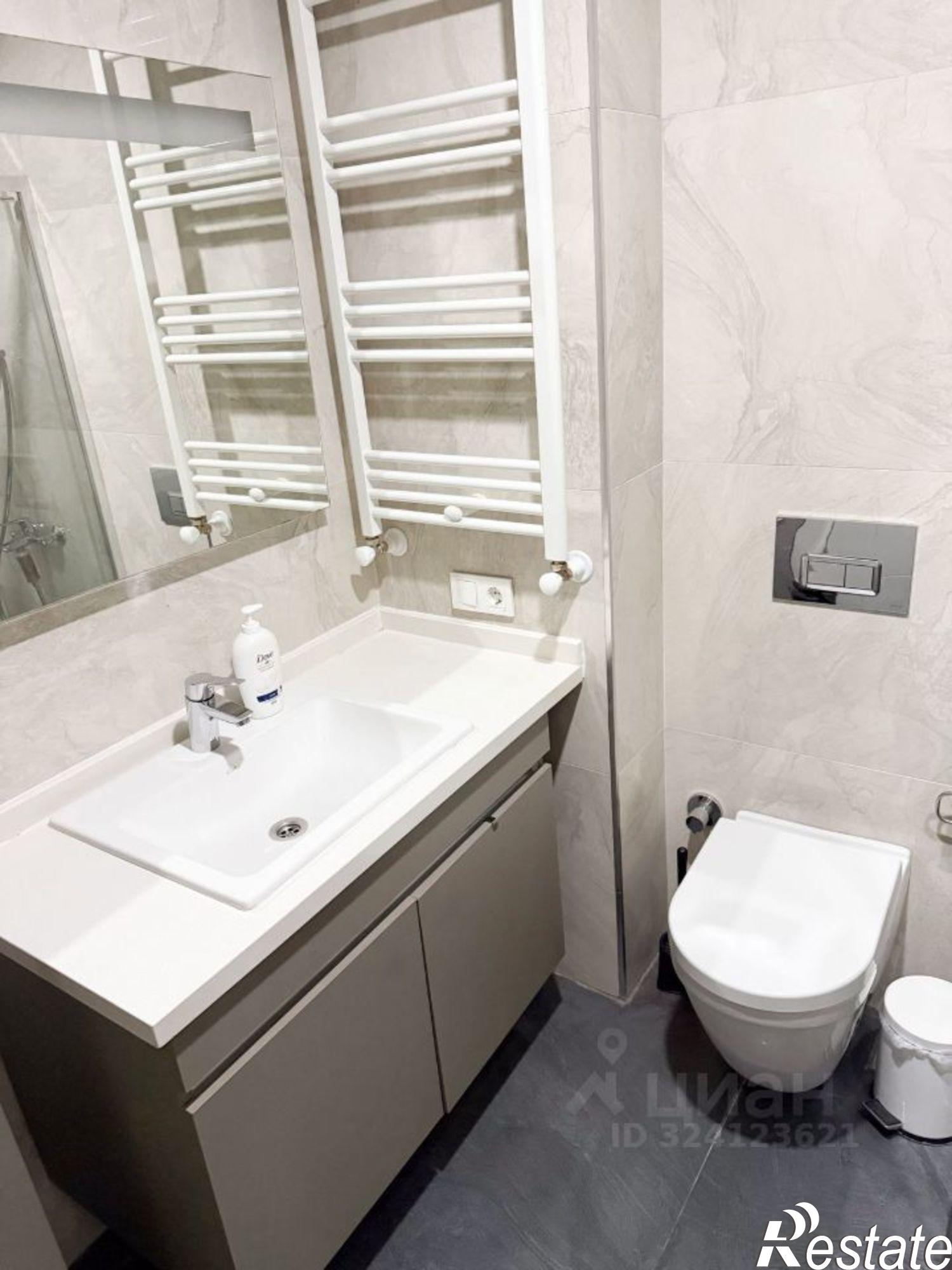 Купить квартиру за 20 890 000 рублей на Учительская улица, 10