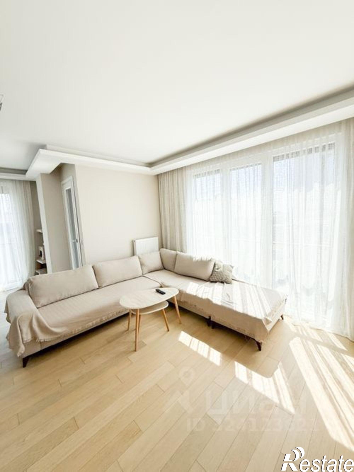 Купить квартиру за 20 890 000 рублей на Учительская улица, 10