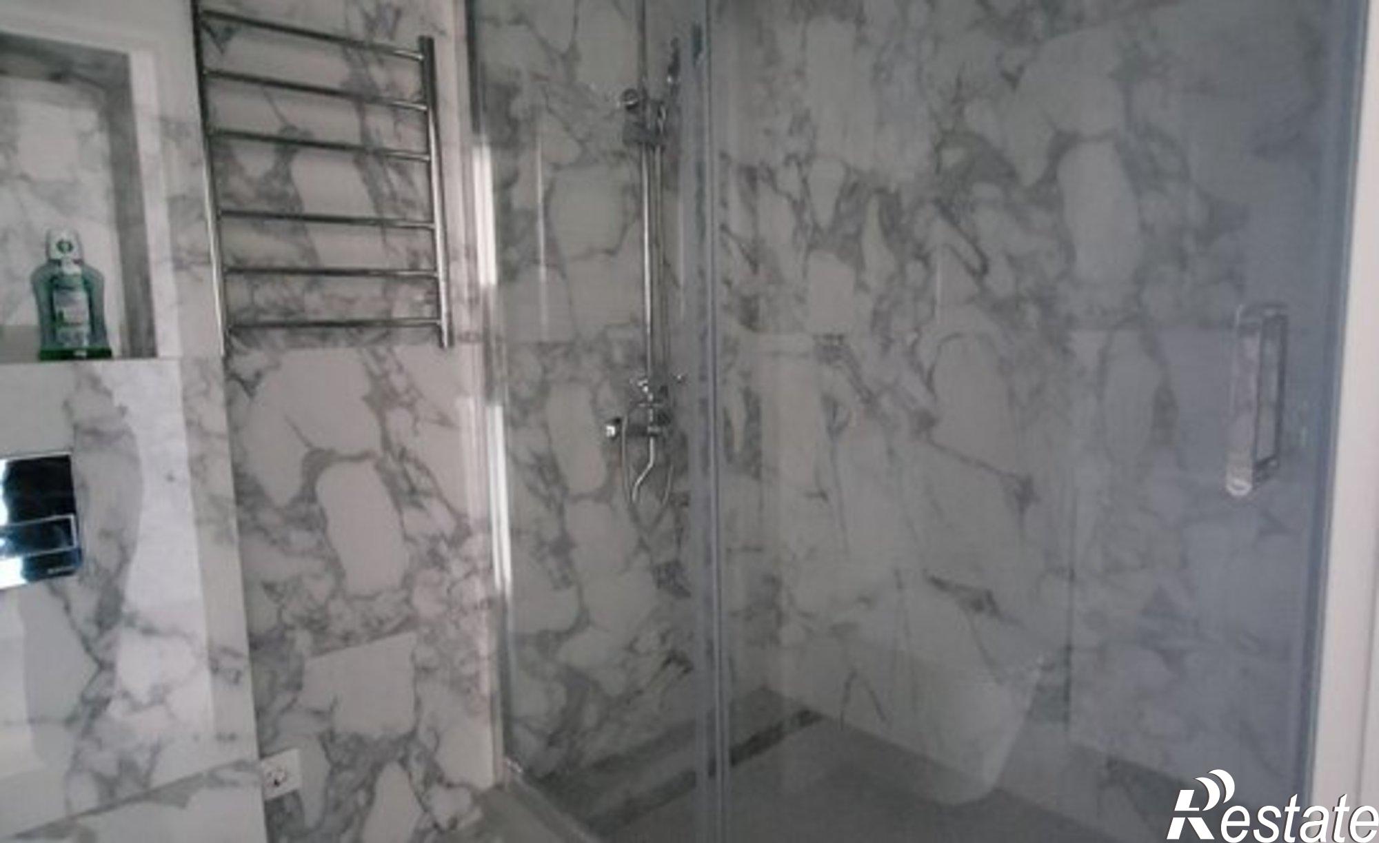 Купить квартиру за 16 000 000 рублей на ул Ясногорская, 16/2