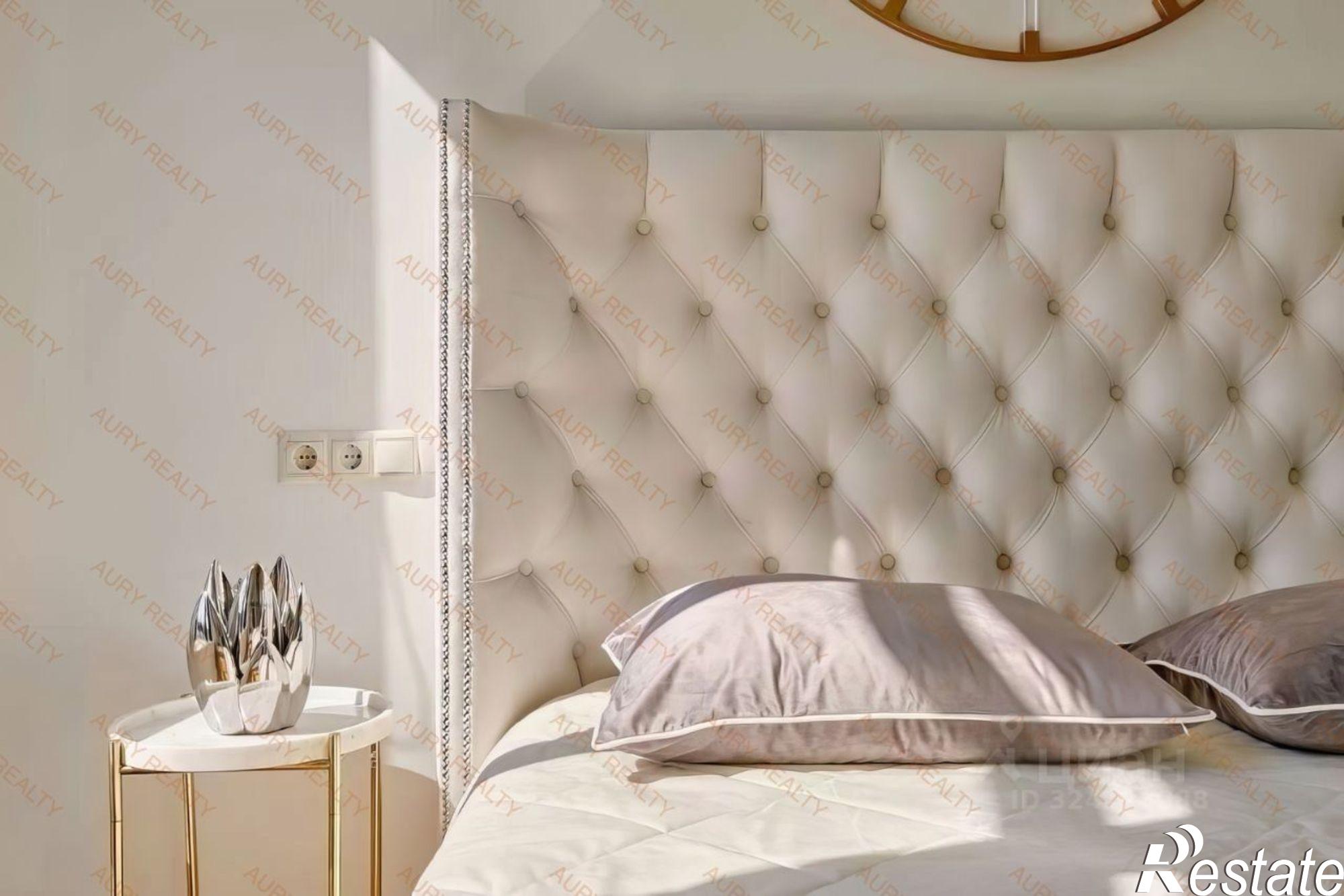 Купить квартиру за 70 000 000 рублей на улица Войкова, 21