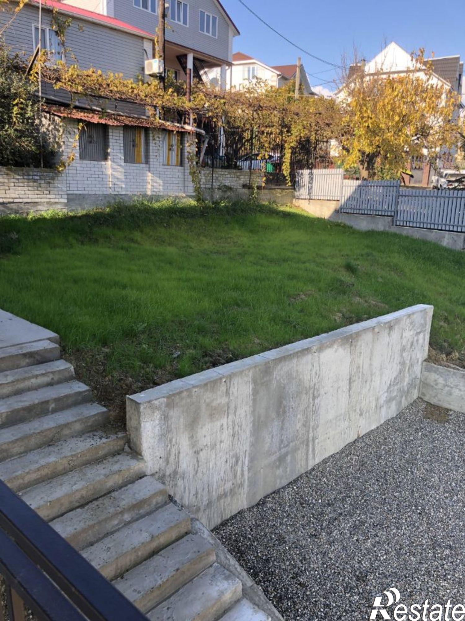 Купить дачу, дом, коттедж за 22 000 000 рублей на Огородный пер, 37