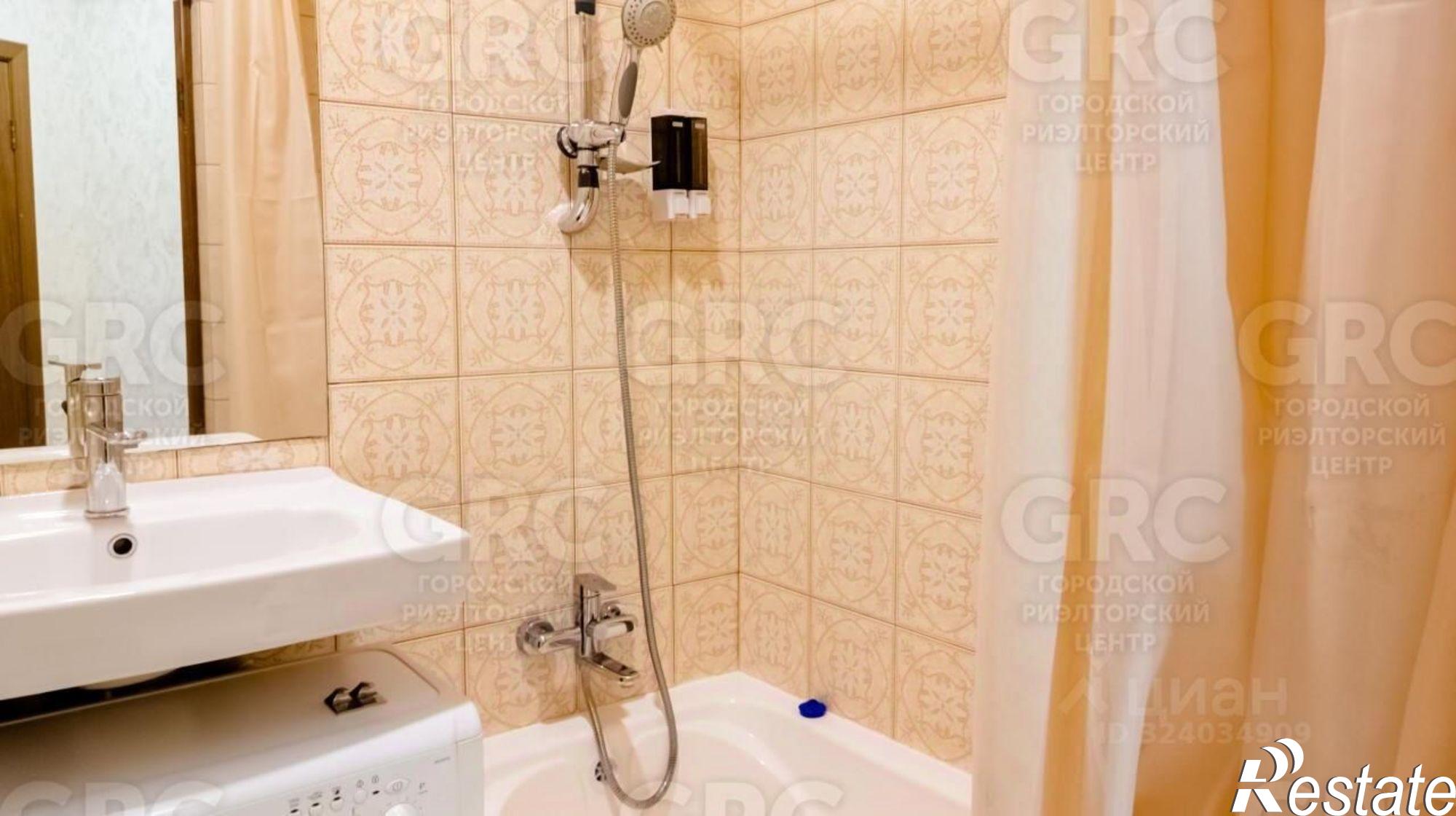 Купить квартиру за 8 400 000 рублей на ул Красная, 34Ж