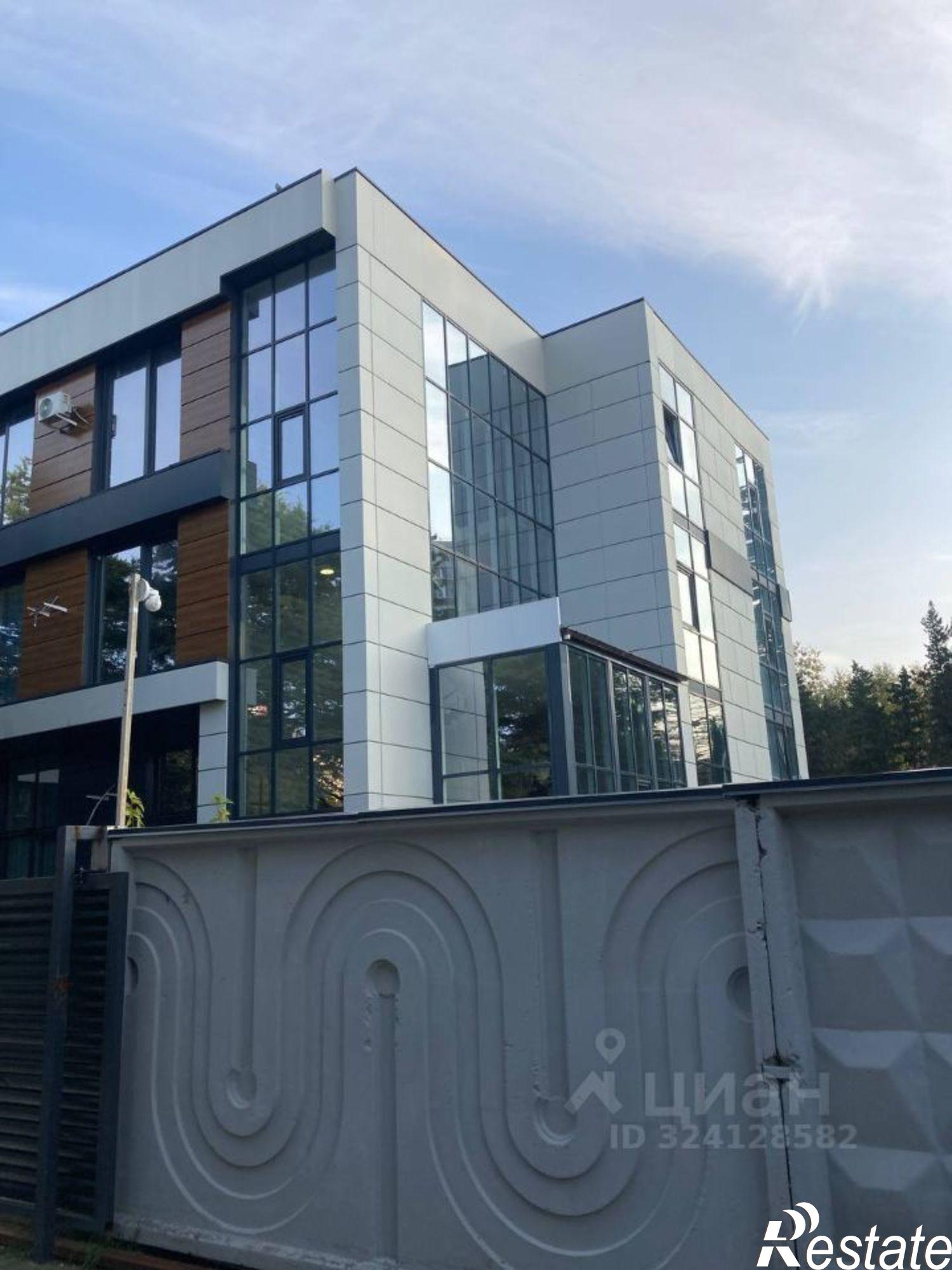 Купить квартиру за 15 000 000 рублей на ул Ленина, 219