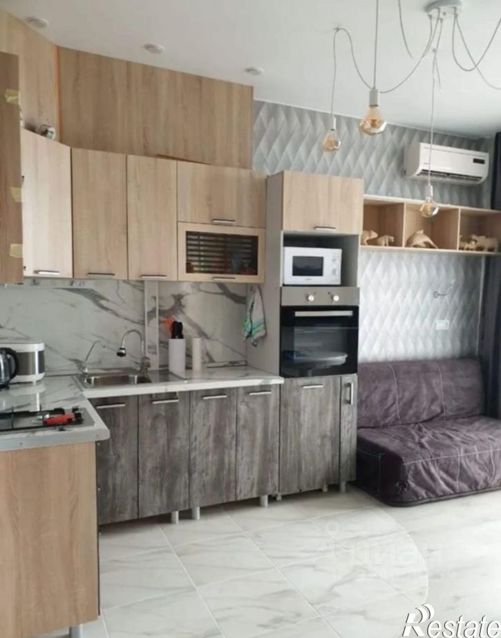 2-комн квартира Изумрудная улица, 38,  д. 38